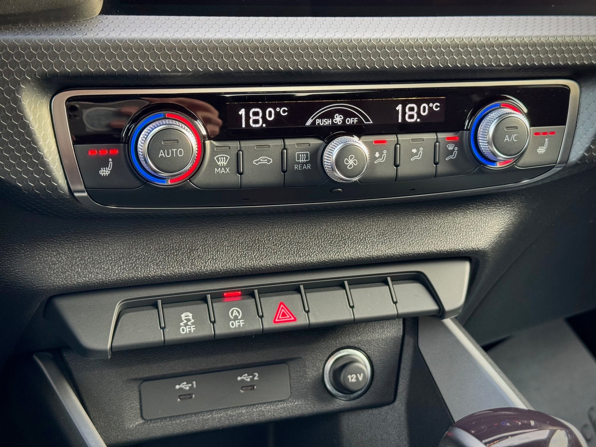 AUDI A1 Sportback 30 TFSI advanced S-tronic - Garantie Audi jusqu'au 22.10.2028 ou 100'000 Km-image-13
