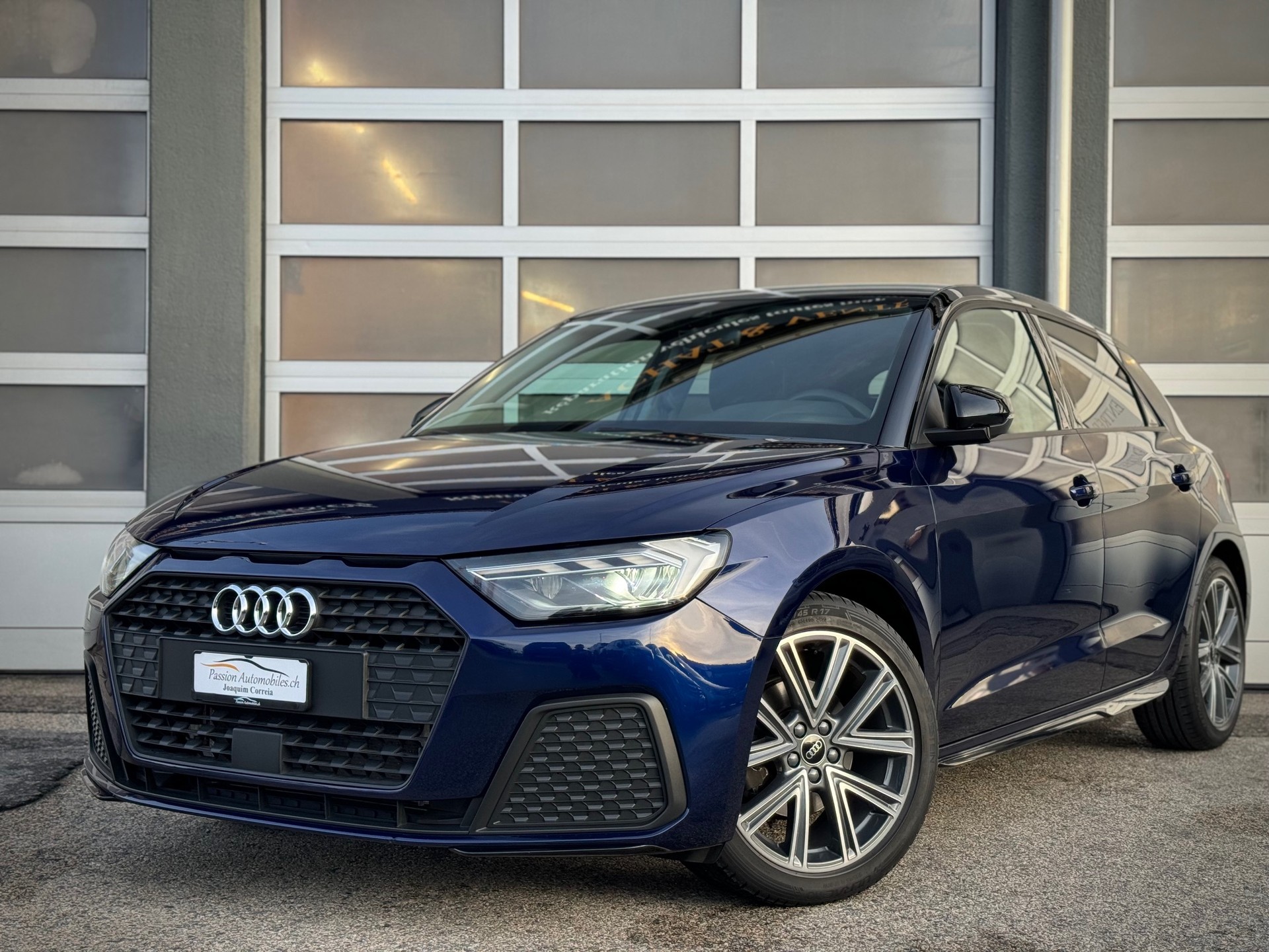 AUDI A1 Sportback 30 TFSI advanced S-tronic - Garantie Audi jusqu'au 22.10.2028 ou 100'000 Km