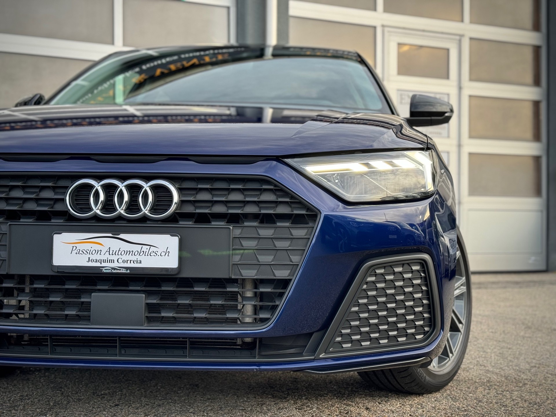 AUDI A1 Sportback 30 TFSI advanced S-tronic - Garantie Audi jusqu'au 22.10.2028 ou 100'000 Km-image-2