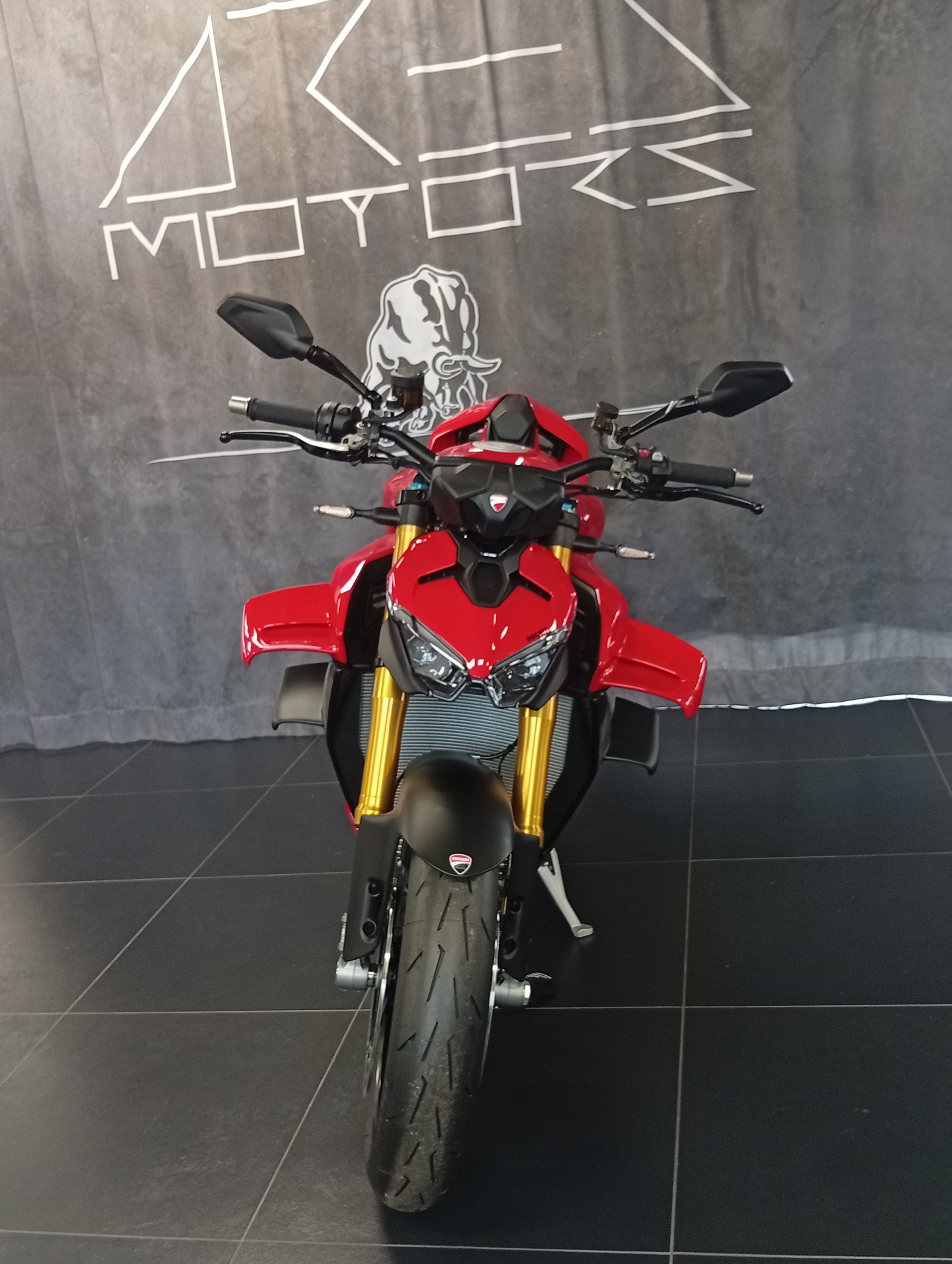 DUCATI Streetfighter V4 S-image-2