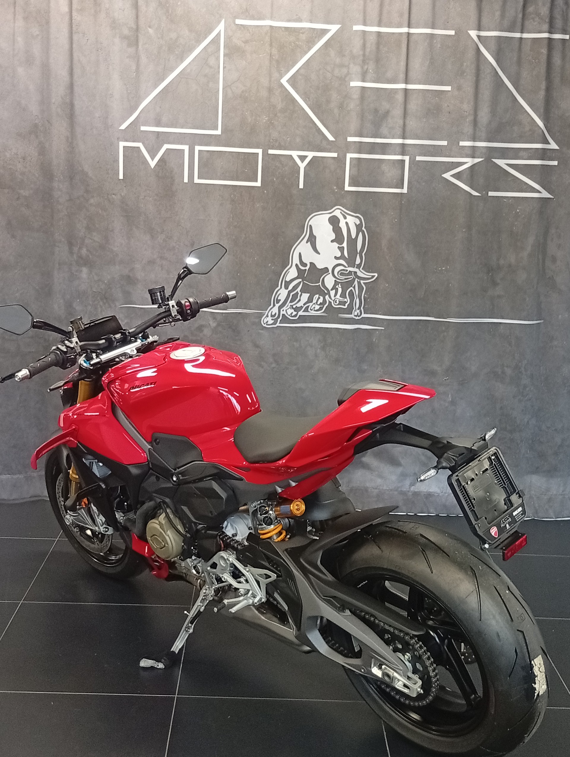 DUCATI Streetfighter V4 S-image-8