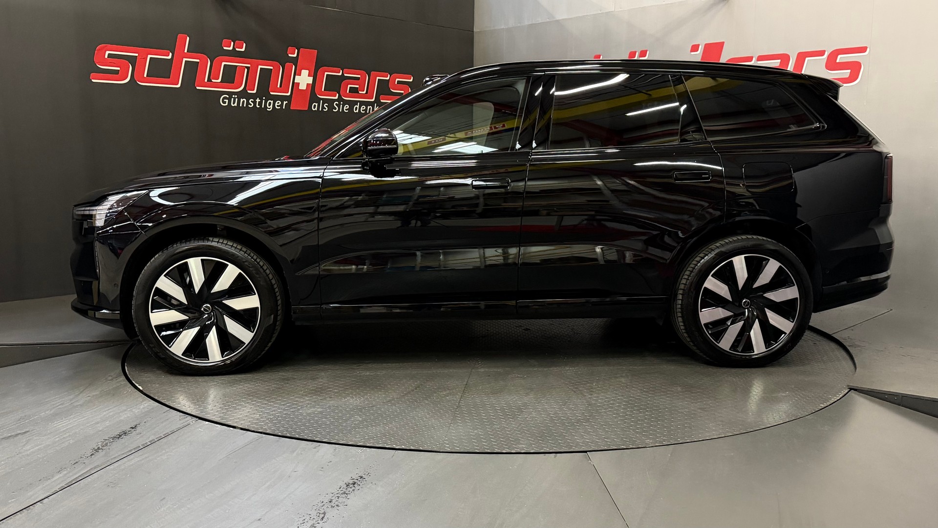 VOLVO EX90 Twin Performance 111 kWh Ultra AWD-showroom-element-2