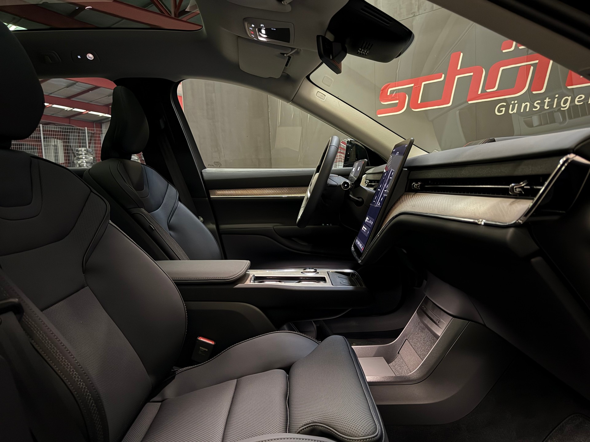 VOLVO EX90 Twin Performance 111 kWh Ultra AWD-image-21