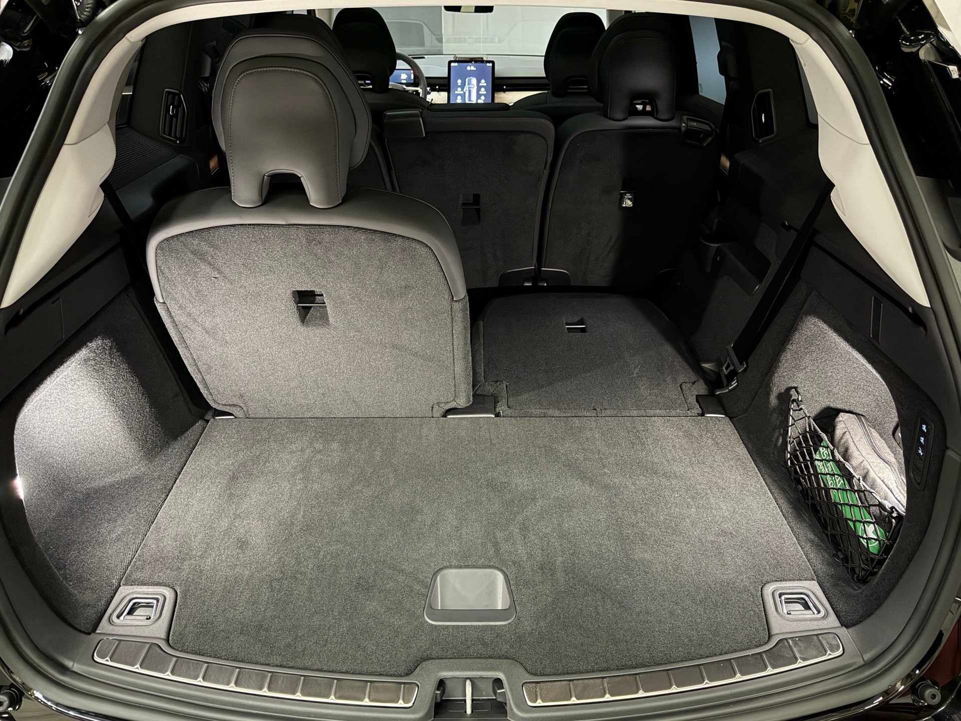 VOLVO EX90 Twin Performance 111 kWh Ultra AWD-image-10