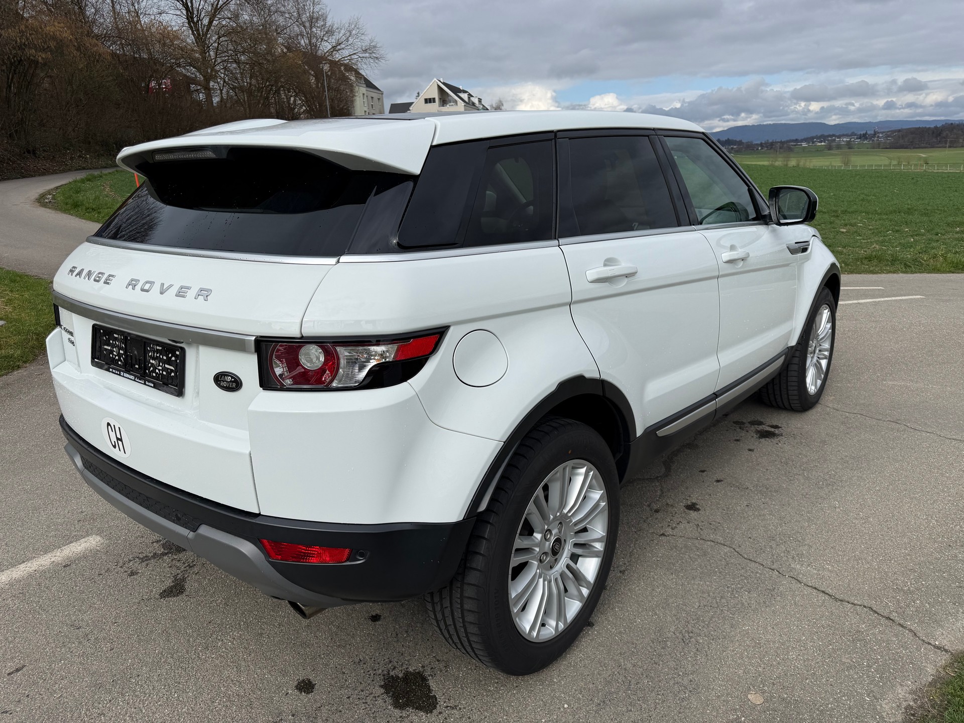 LAND ROVER Range Rover Evoque 2.0 Si4 Prestige AT6-image-3