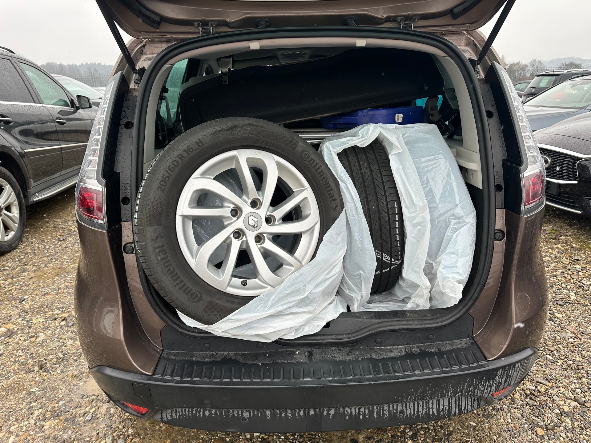 RENAULT Scénic 1.5 dCi Bose EDC-image-6