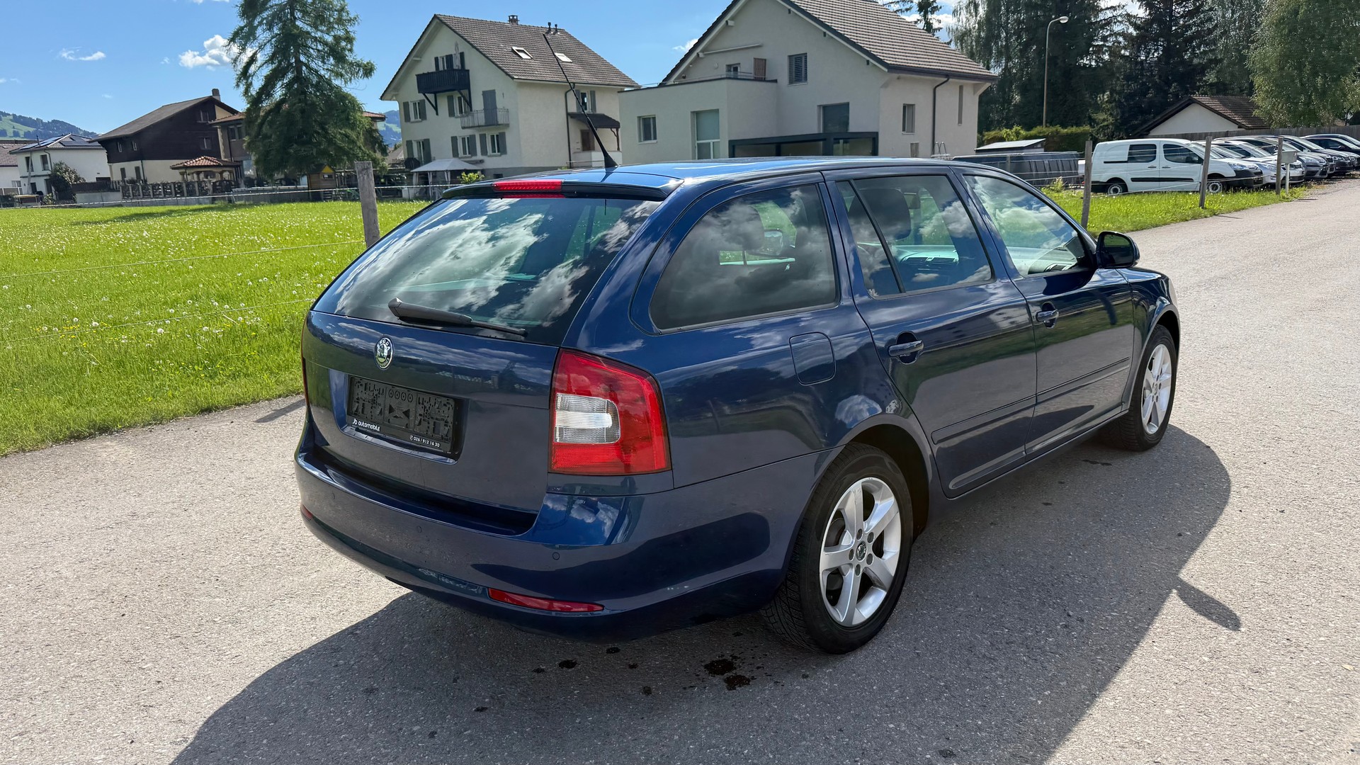 SKODA Octavia Combi 1.4 TSI Elegance DSG-image-6