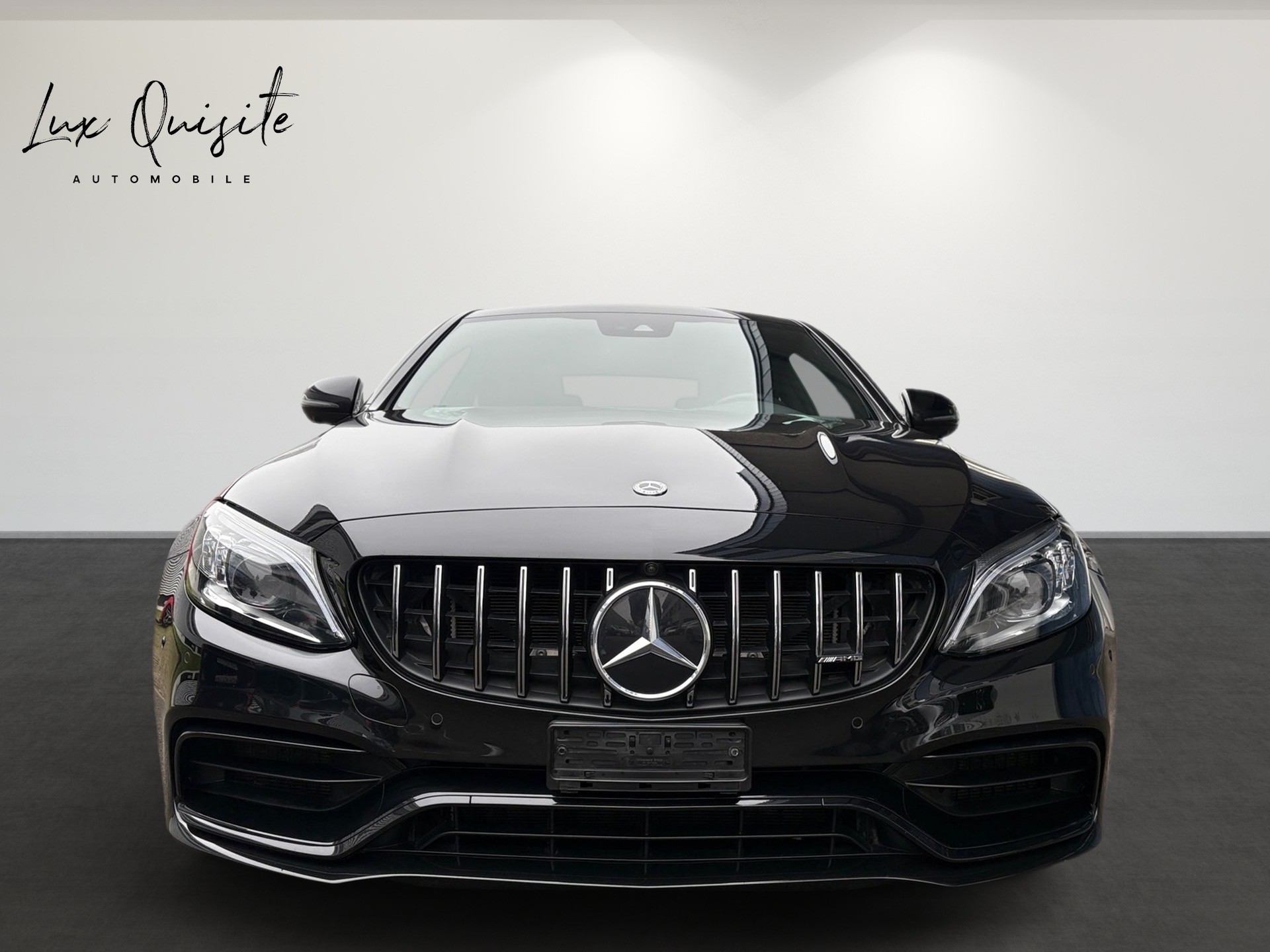 MERCEDES-BENZ C 63 S AMG 9G-tronic-showroom-element-1