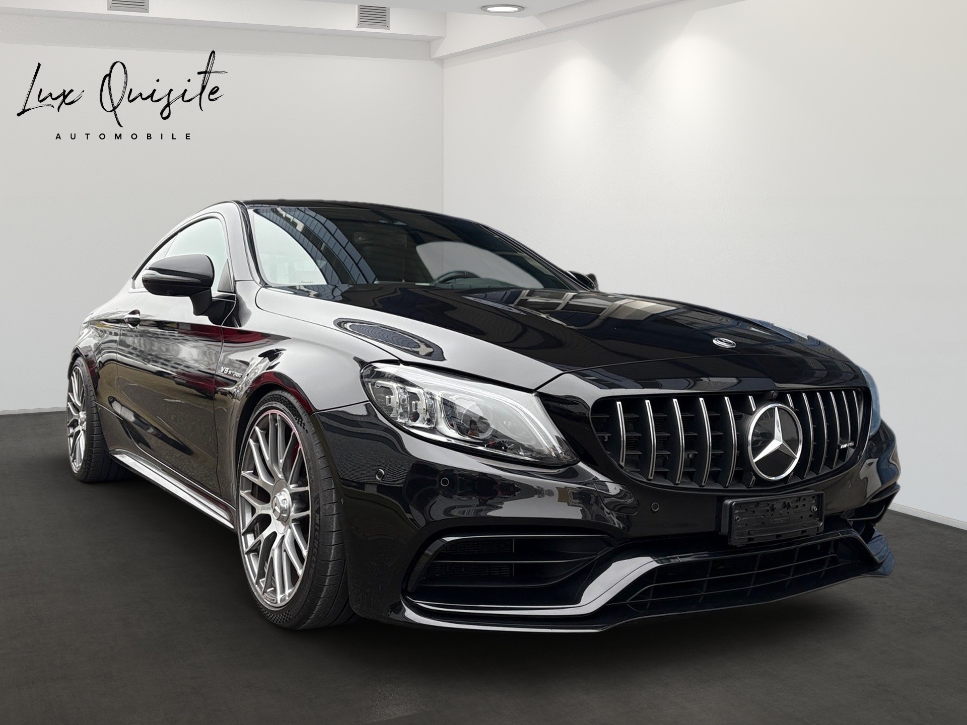 MERCEDES-BENZ C 63 S AMG 9G-tronic-showroom-element-2