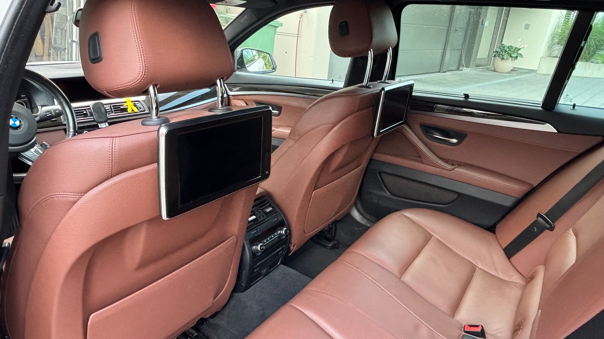 BMW M550d Touring xDrive Steptronic-image-16