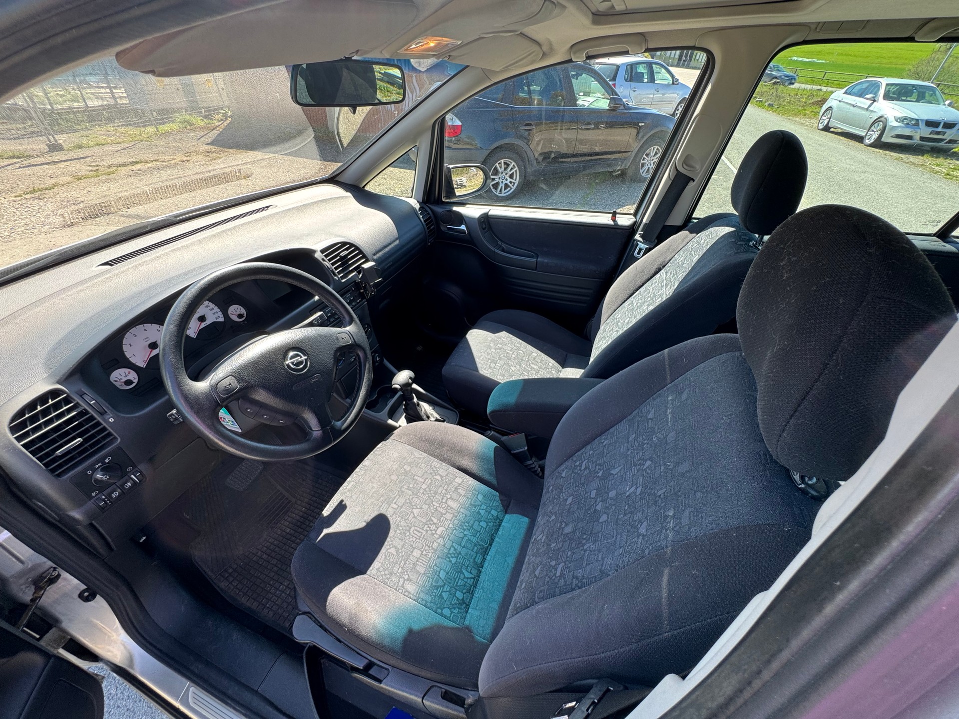 OPEL Zafira 2.2i 16V Elegance *AUTOMAT*-image-11