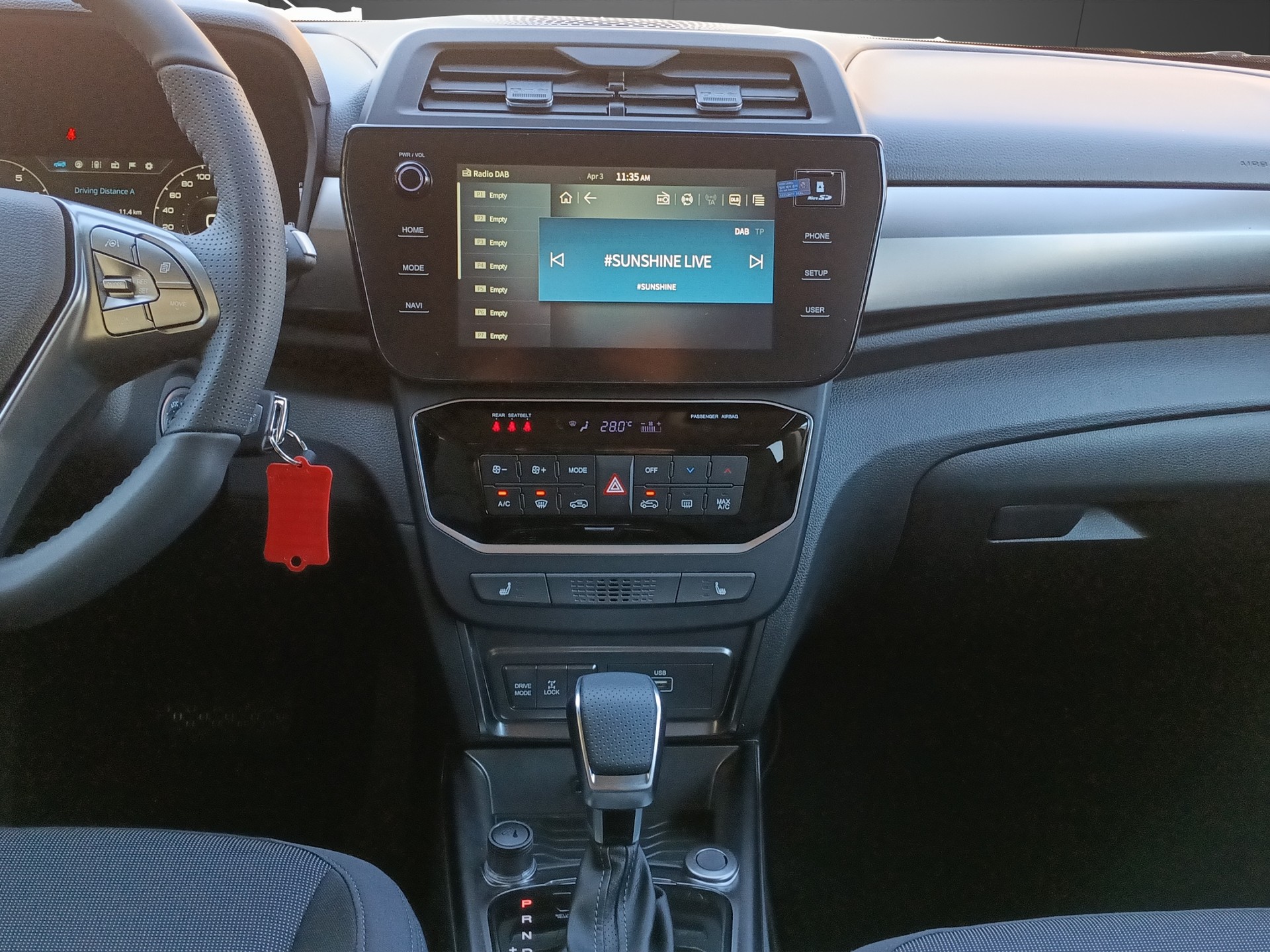 KGM-SsangYong Tivoli 1.5 T GDI Steel 4WD Automat-image-13