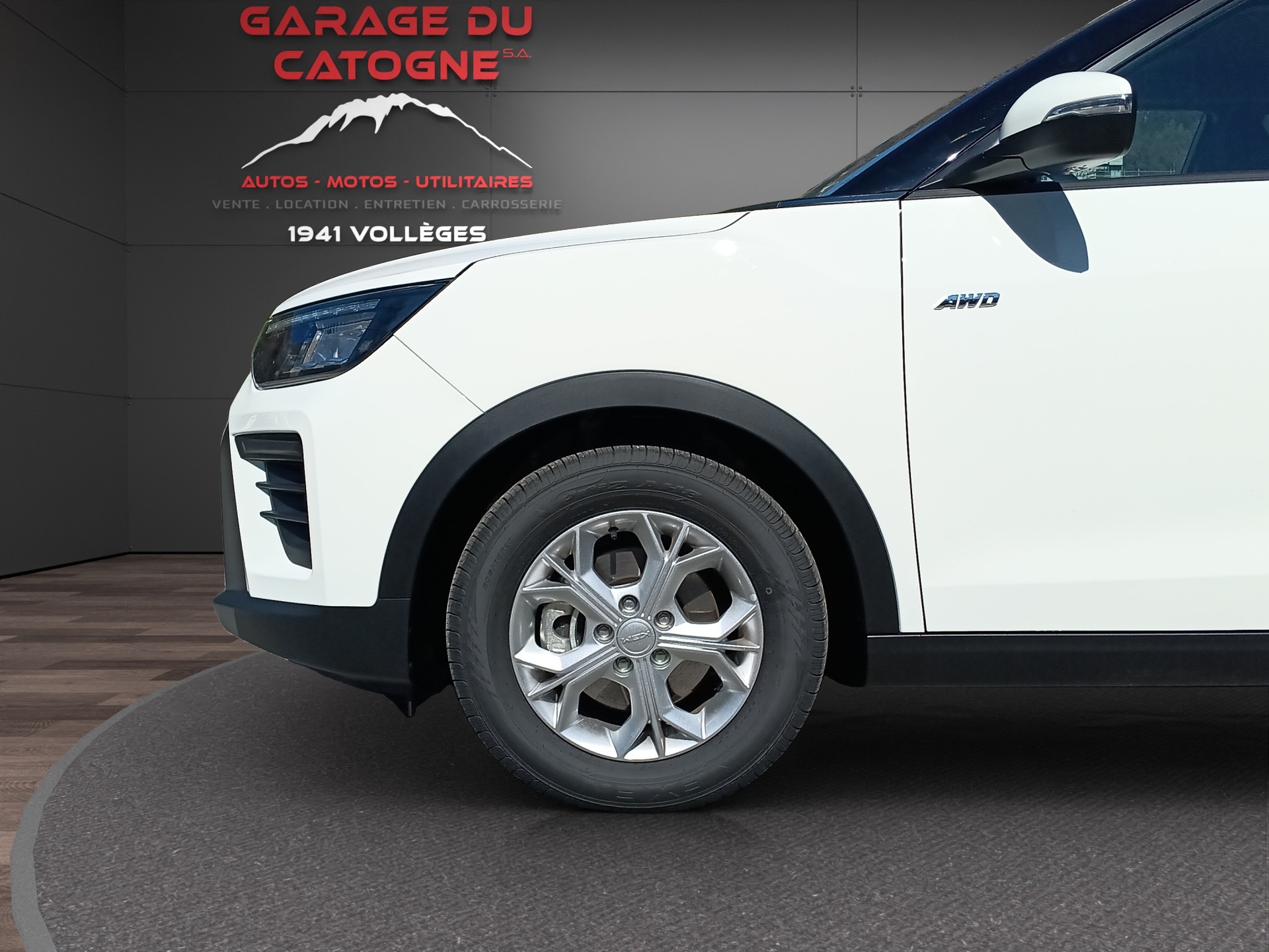KGM-SsangYong Tivoli 1.5 T GDI Steel 4WD Automat-image-18