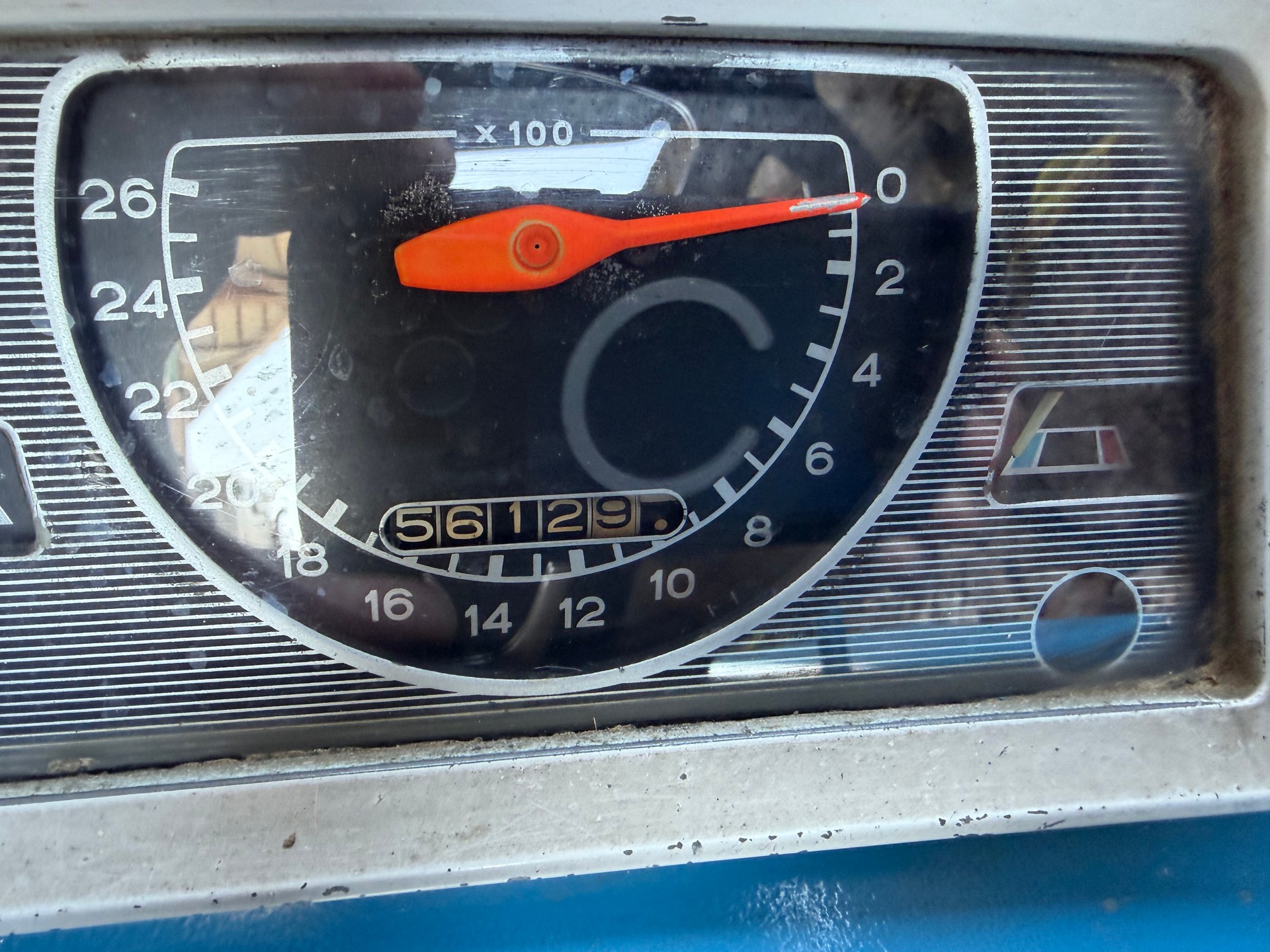 FORD Traktor 4x4 3000-image-6