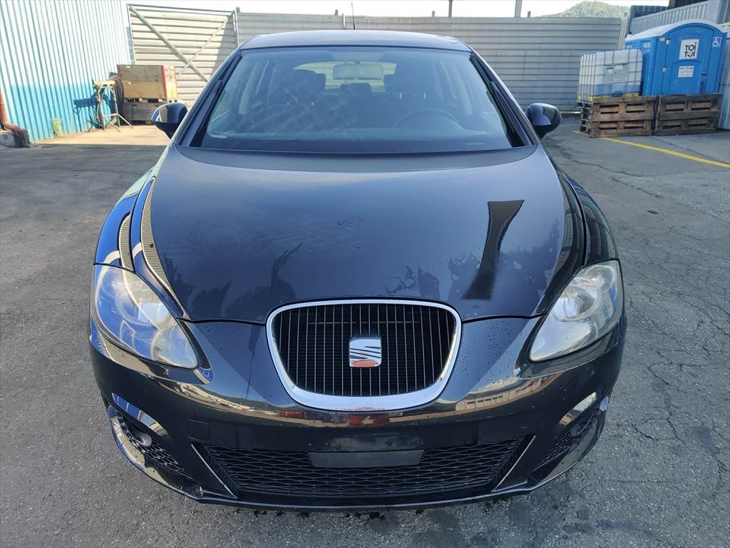 SEAT Leon 1.6 TDI COPA Reference-image-7