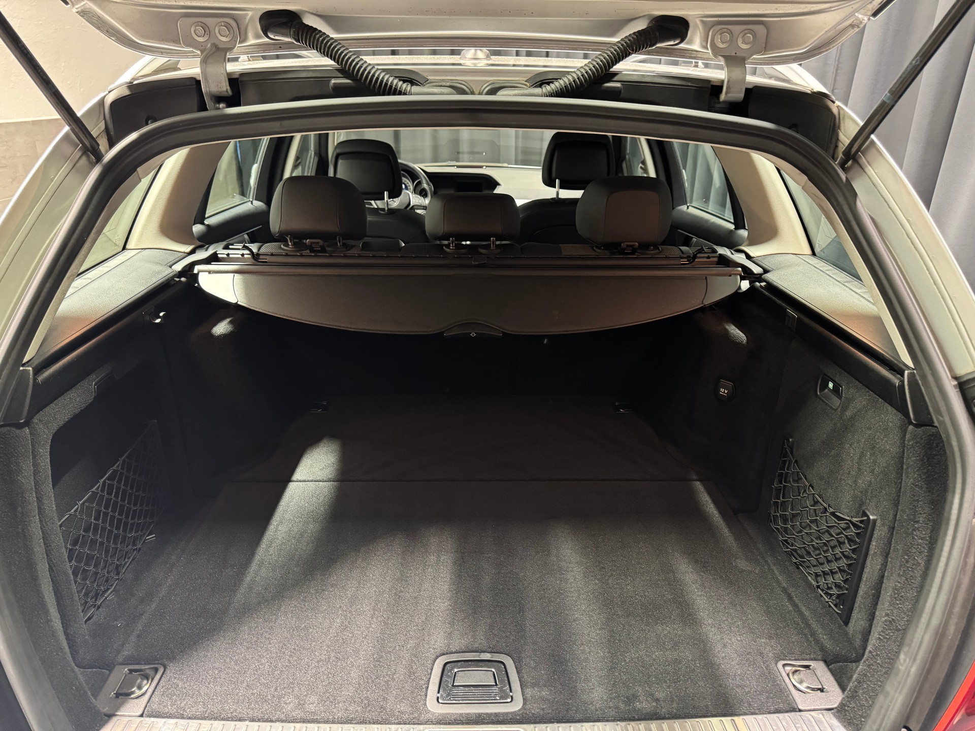 MERCEDES-BENZ C 180 Avantgarde (14)-image-18