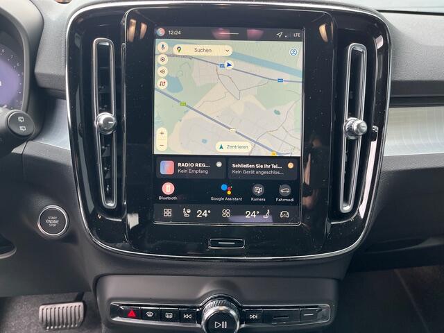 VOLVO XC40 Black Edition PLUS DCT-image-13