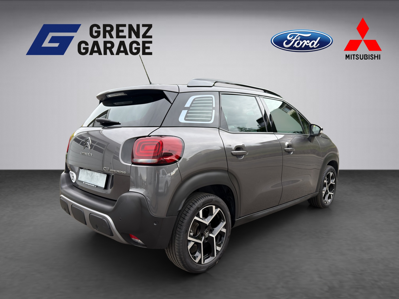 CITROEN C3 Aircross 1.2 PureTech 130 Shine-image-4
