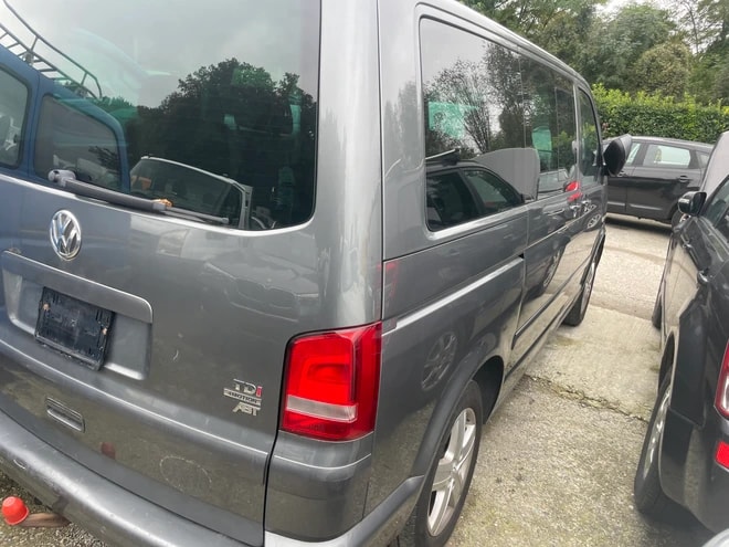 VW T5 Multivan 2.0 TDI CR Highline 4Motion-image-3
