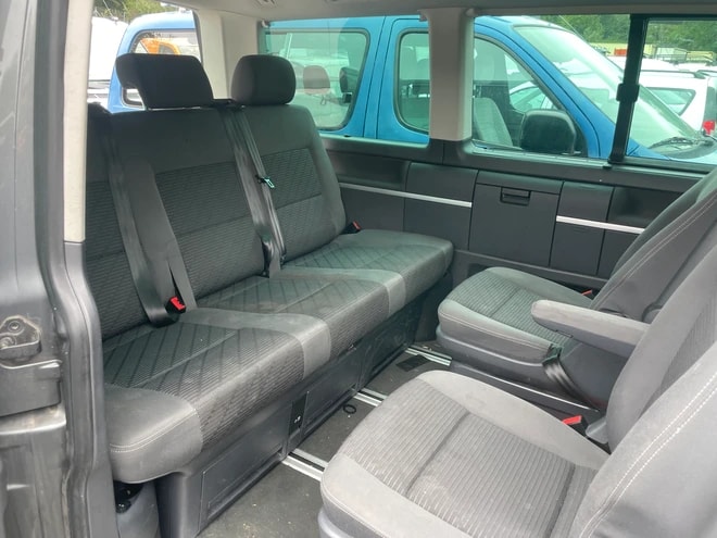 VW T5 Multivan 2.0 TDI CR Highline 4Motion-image-8