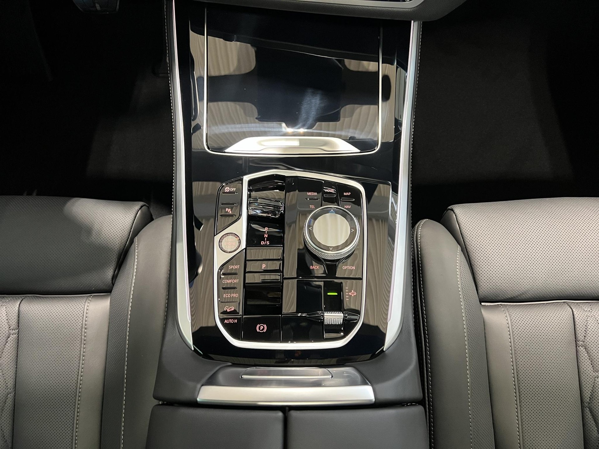 BMW X5 30d xDrive SAG-image-9