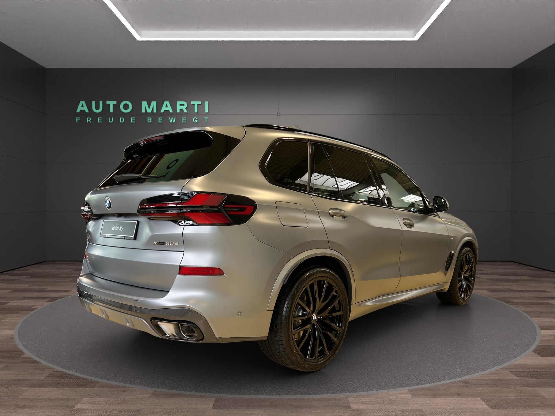 BMW X5 30d xDrive SAG-showroom-element-3
