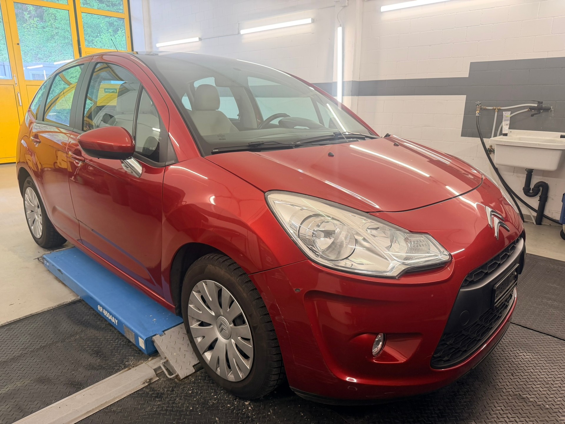 CITROEN C3 1.4i 16V Exclusive-showroom-element-2