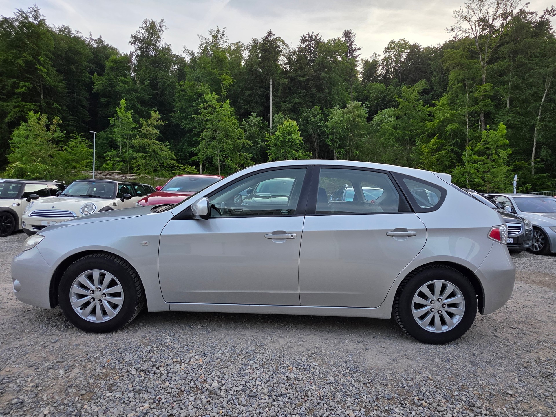 SUBARU Impreza 1.5R Swiss Frisch ab MFK / Frisch ab Service / 6 Monate Garantie / Gratis Lieferung in der ganzer Schweiz-showroom-element-1