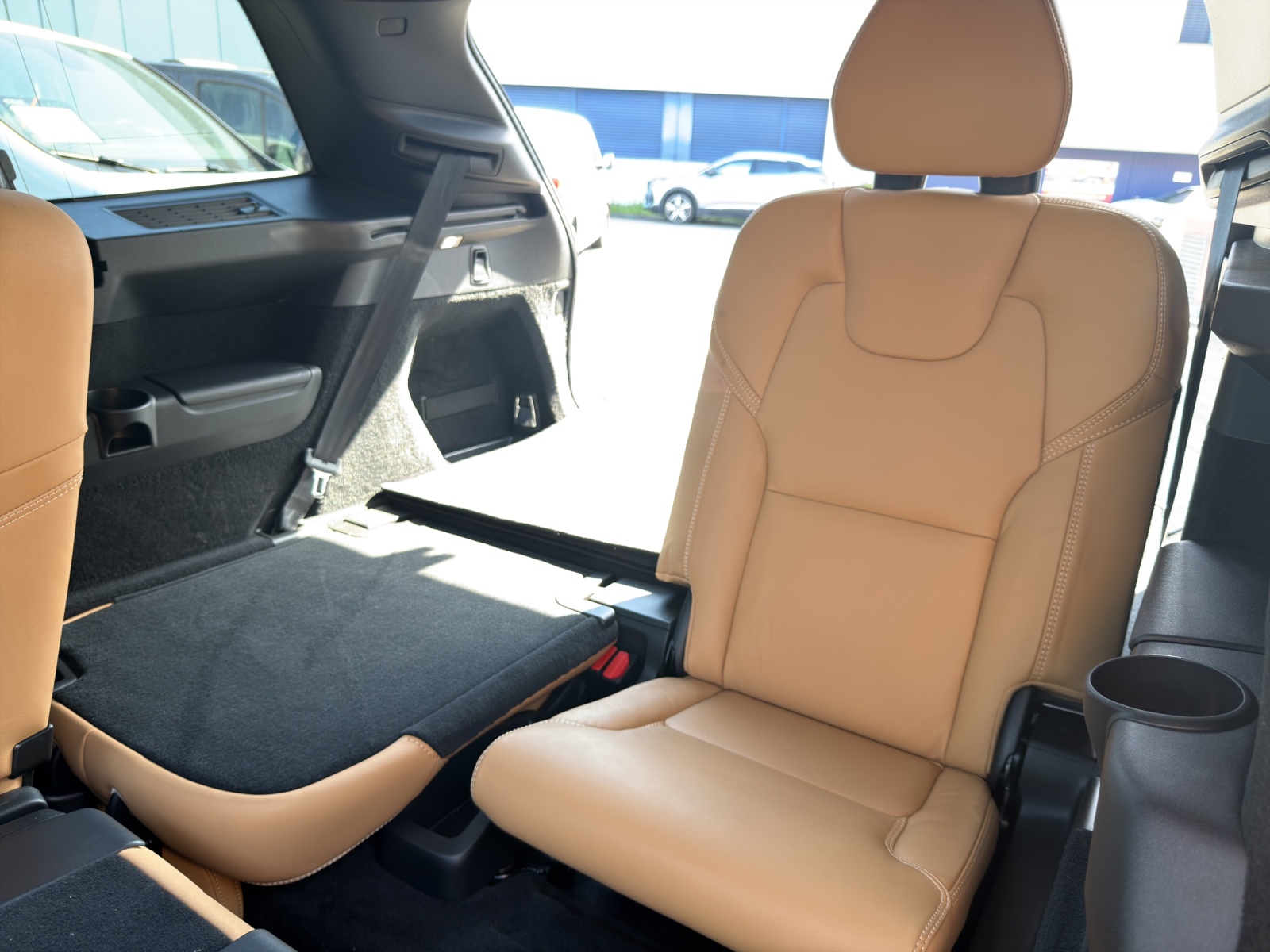 VOLVO XC90 B5 Benzin Mild Hybrid AWD Ultimate Bright Geartronic-image-17