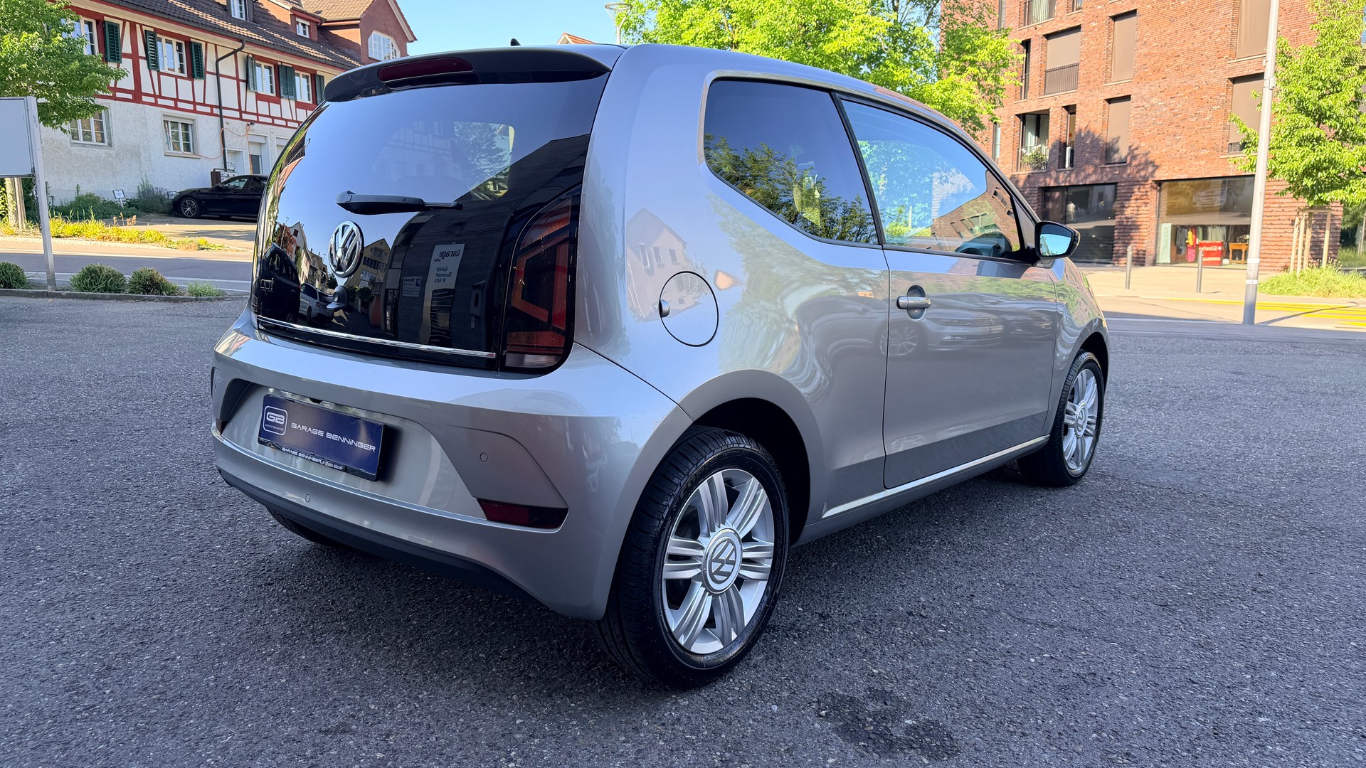 VW Up 1.0 BMT high up ASG-image-4