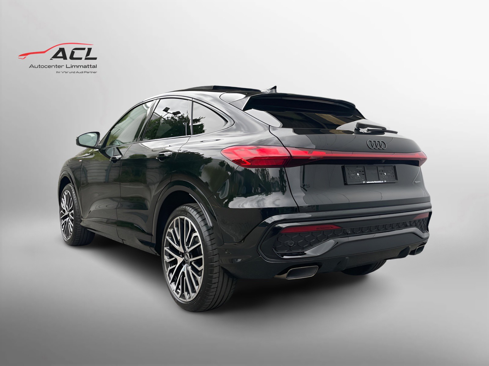 AUDI Q5 Sportback TFSI quattro 200 kW S-tronic-image-8