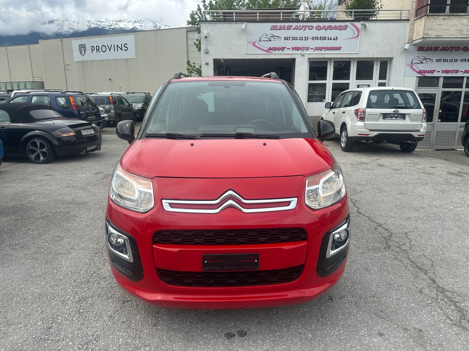 CITROEN C3 Picasso 1.2 Pure Tech Attraction-image-1