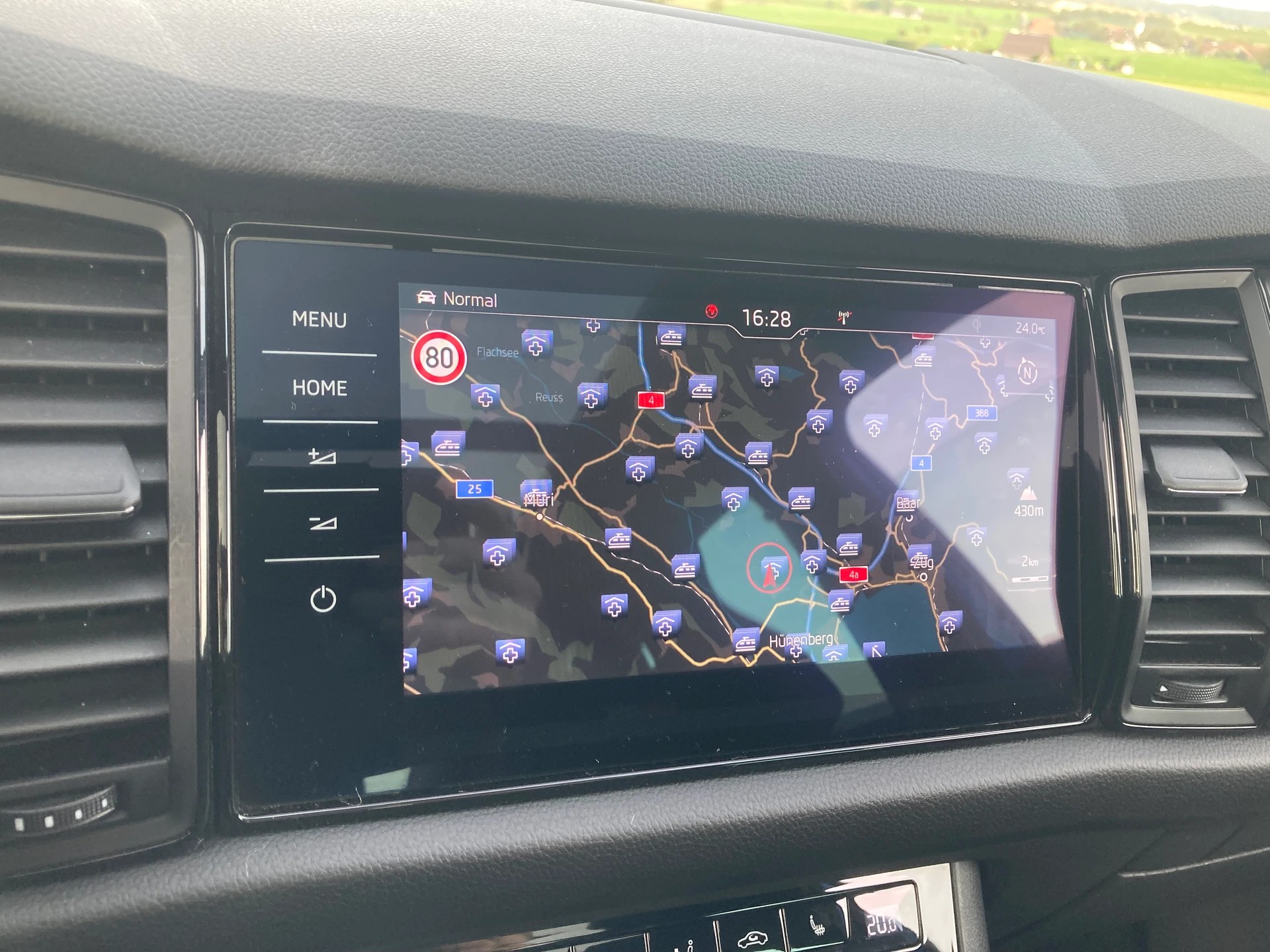 SKODA Kodiaq 2.0 Bi-TDI SCR RS 4x4 DSG 7 Sitzer-image-9