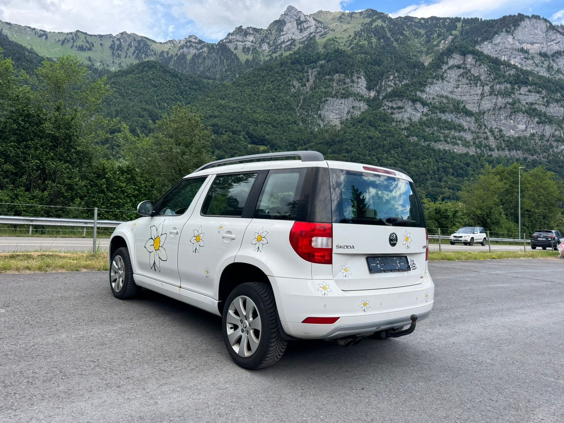 SKODA Yeti 1.8 TSI Ambition Outdoor 4x4-image-8