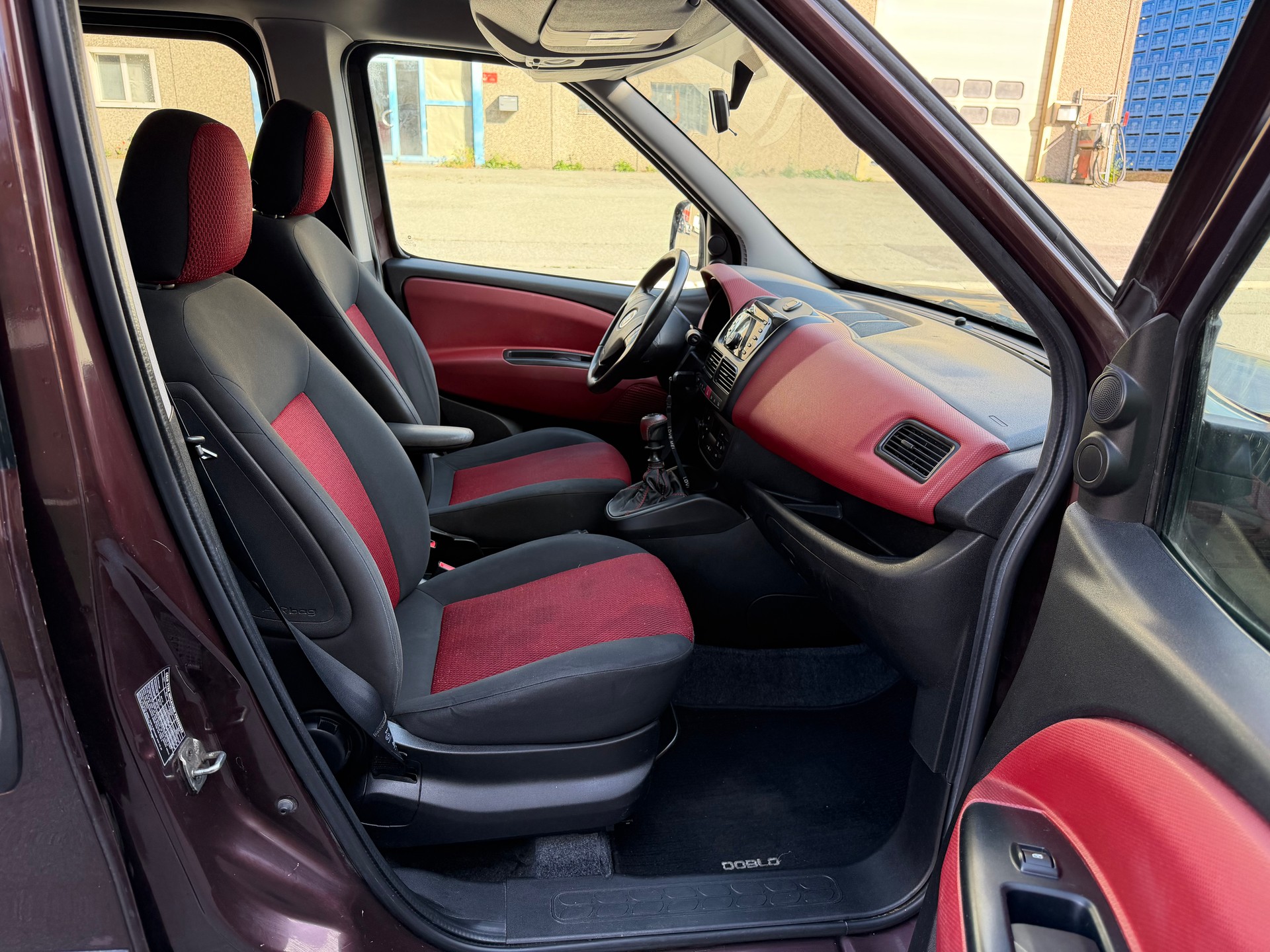 FIAT Doblò 1.6 JTD Dynamic-image-3