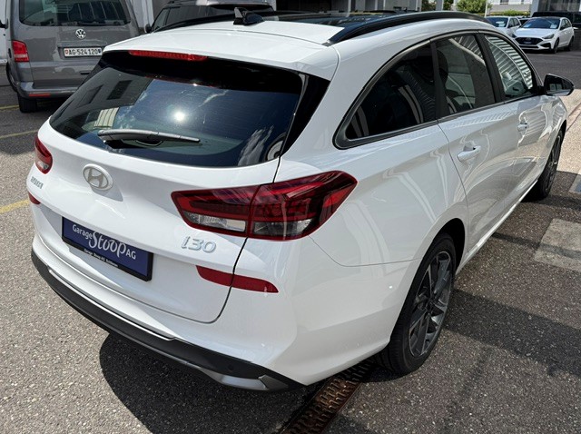 HYUNDAI i30 Wagon 1.5 T-GDi Vertex-image-4