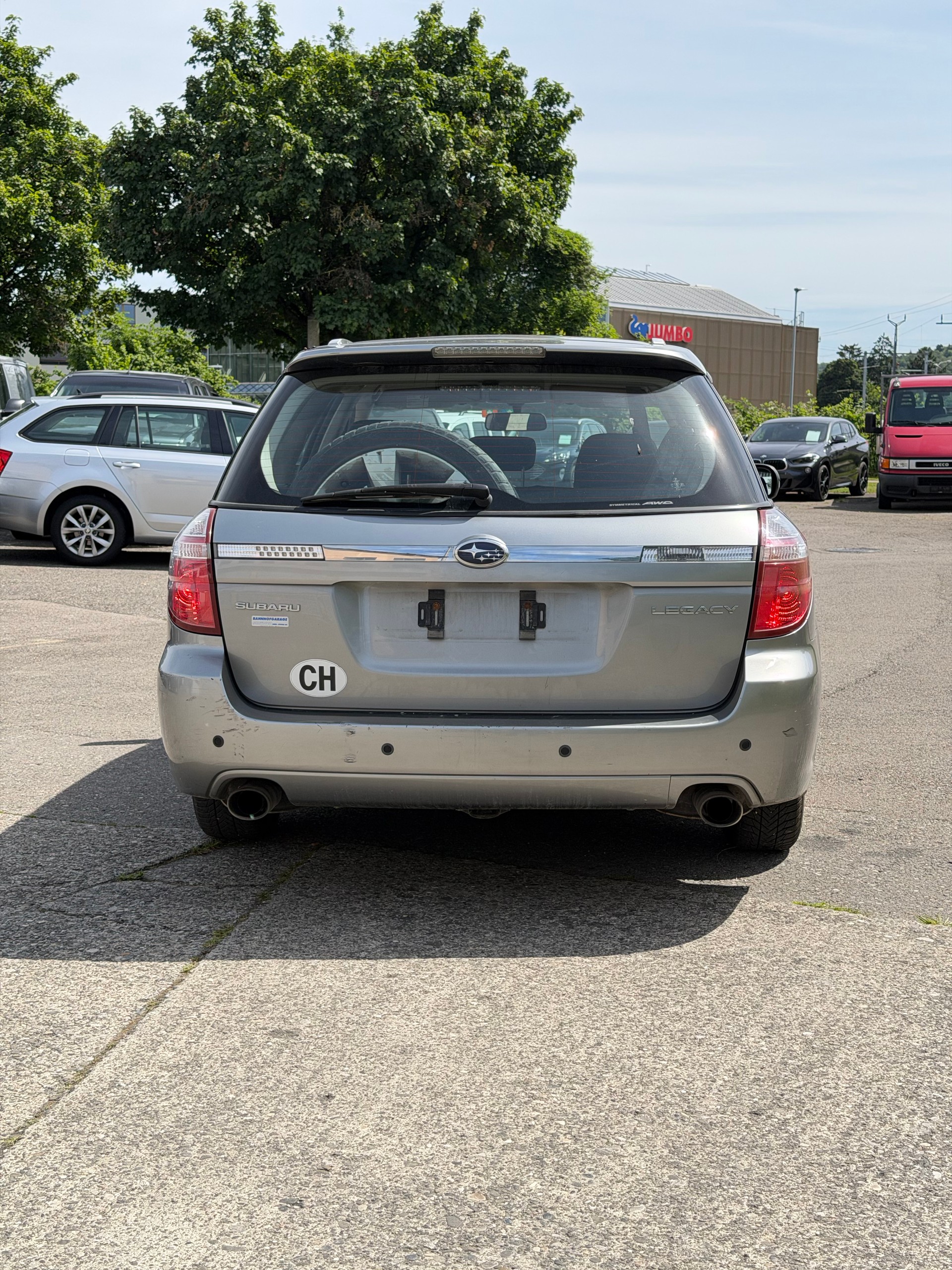 SUBARU Legacy 2.0R AWD Swiss-image-3