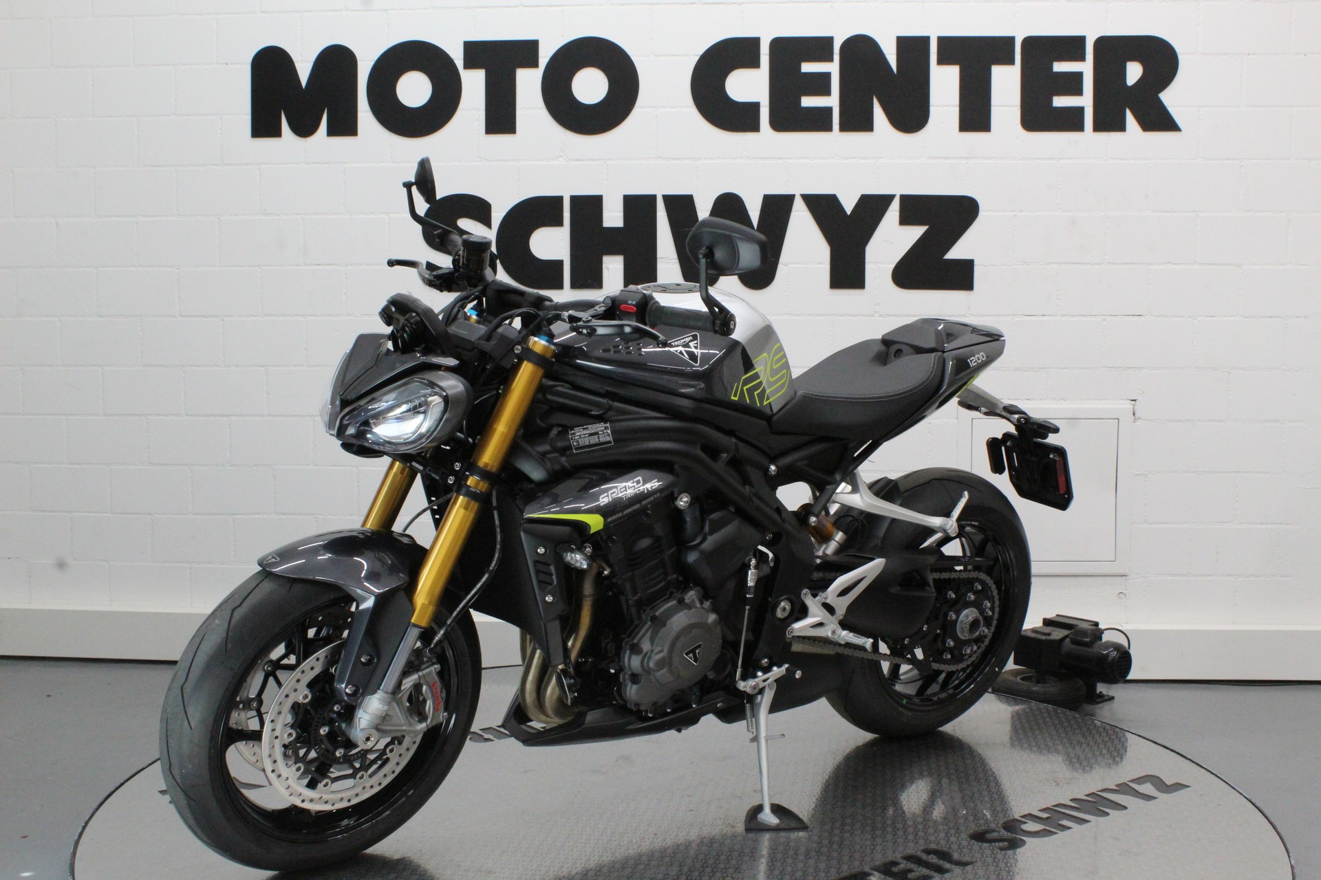 TRIUMPH Speed Triple 1200 RS-image-2