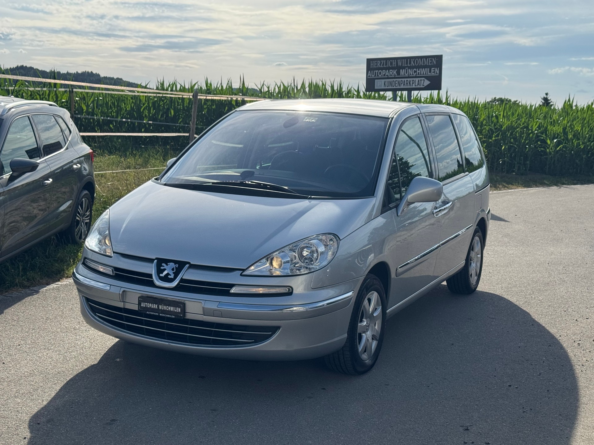 PEUGEOT 807 2.0 16V HDi Allure Tiptronic