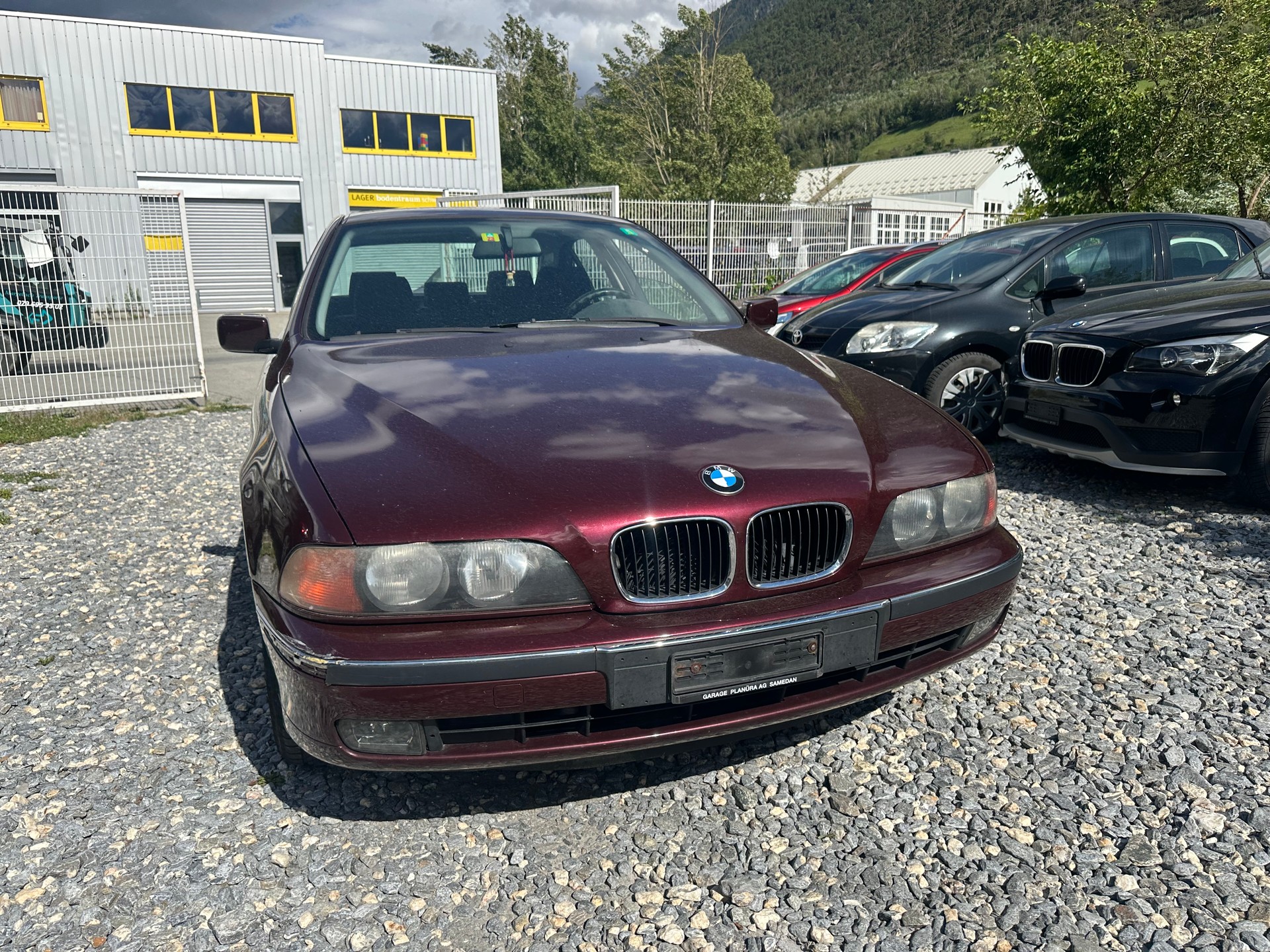 BMW 523i