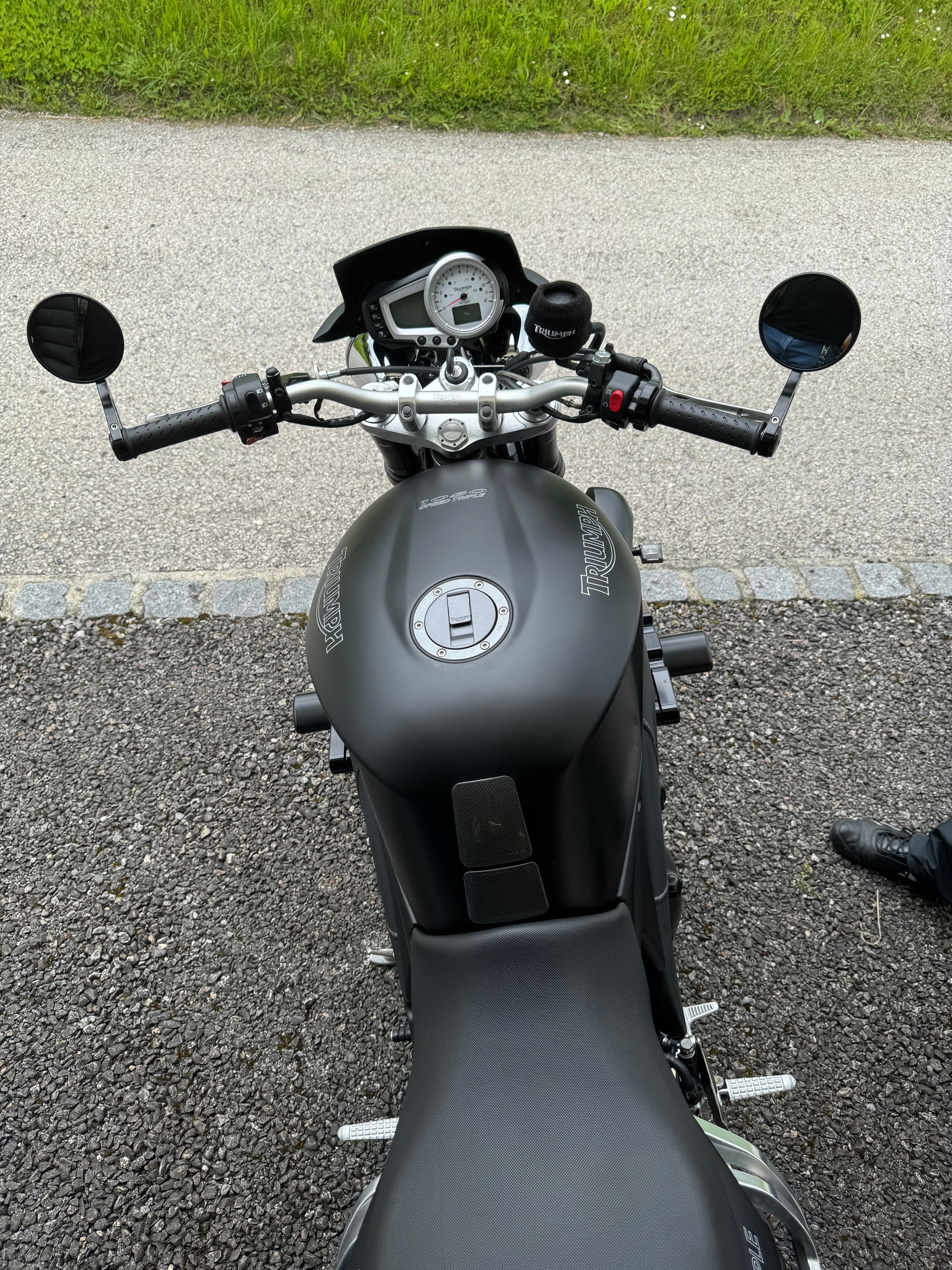 TRIUMPH Speed Triple 1050-image-5