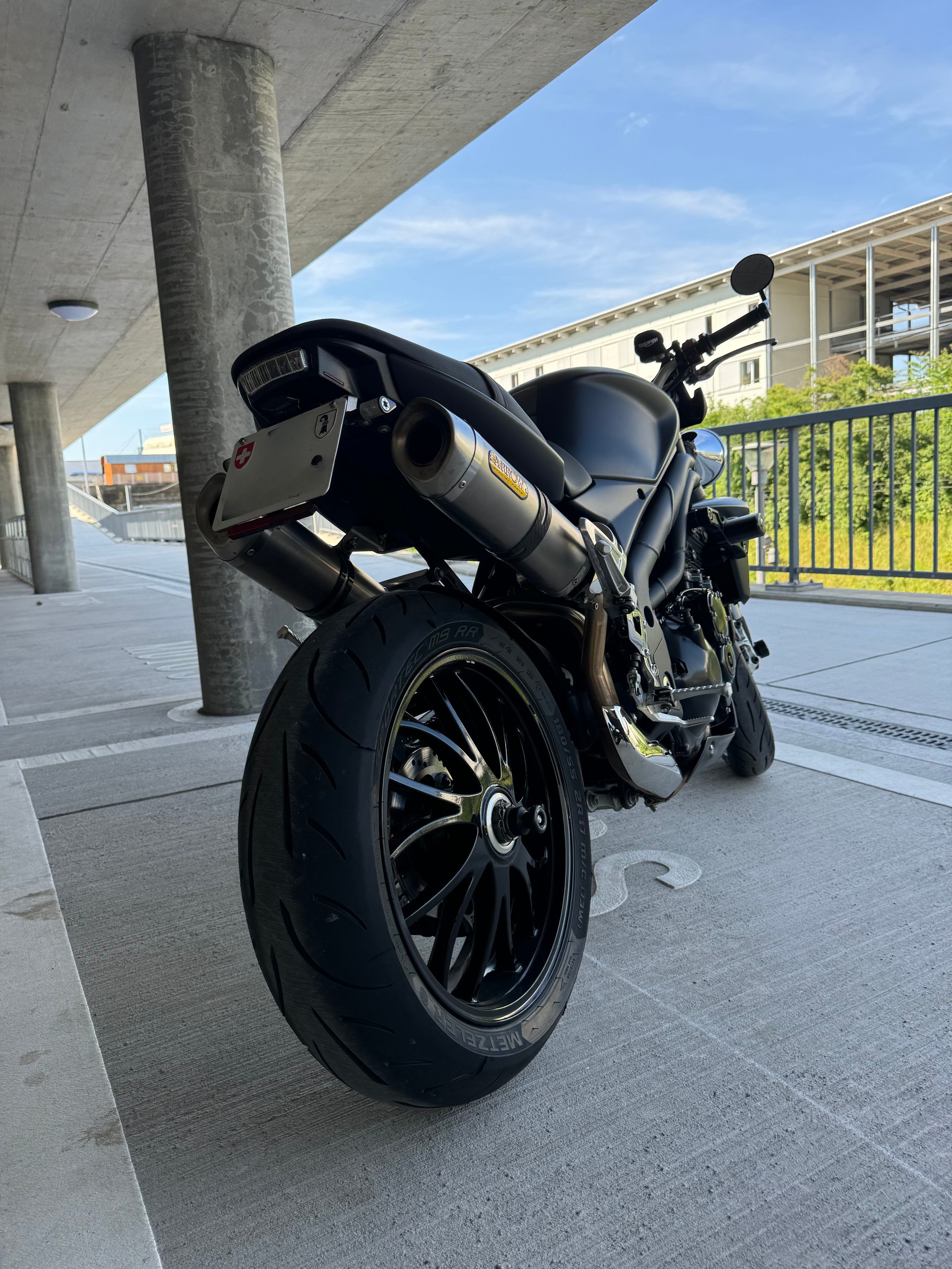 TRIUMPH Speed Triple 1050-image-3