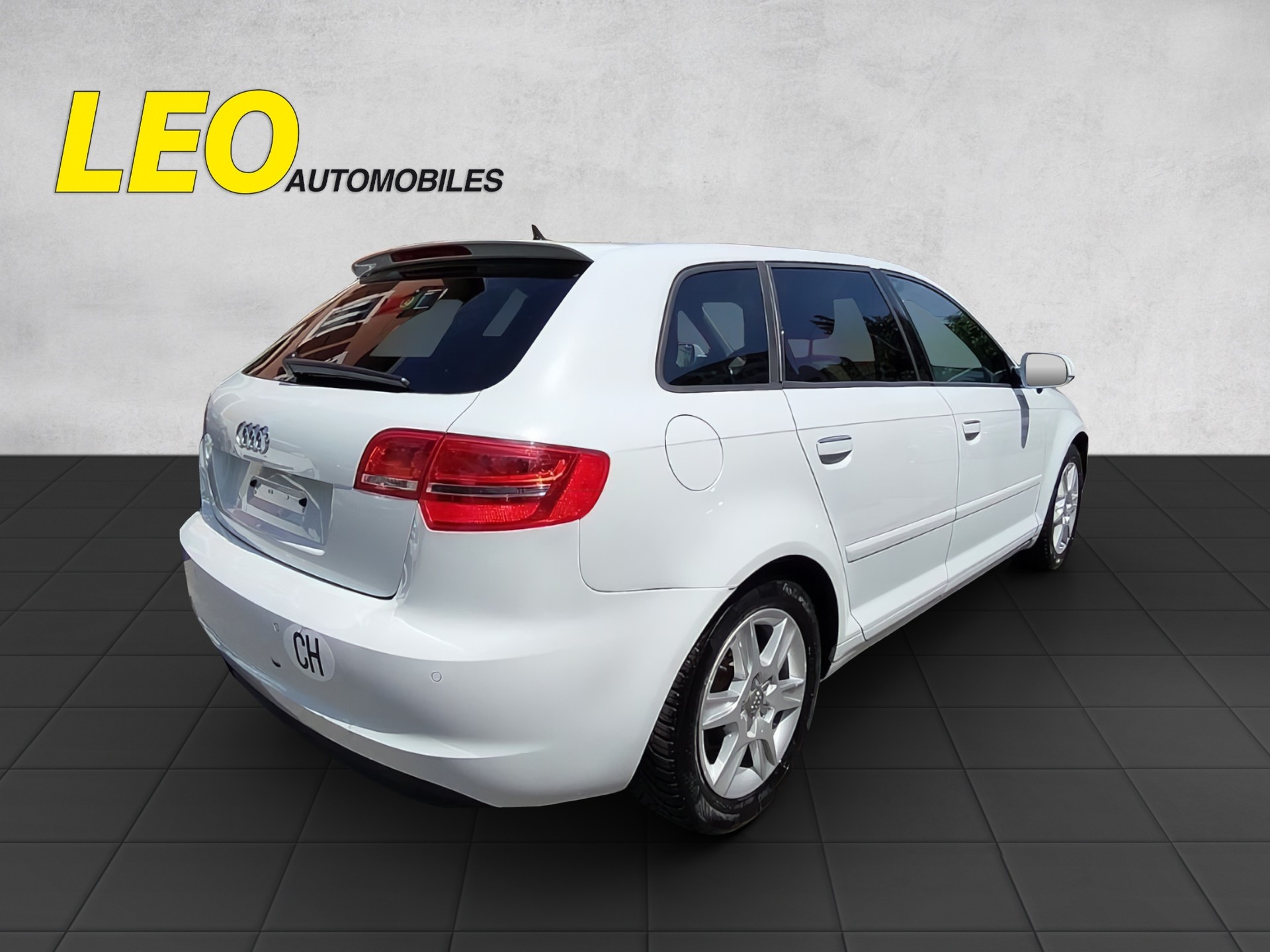 AUDI A3 Sportback Ambition 2.0 TDI Quattro S Tronic-image-3