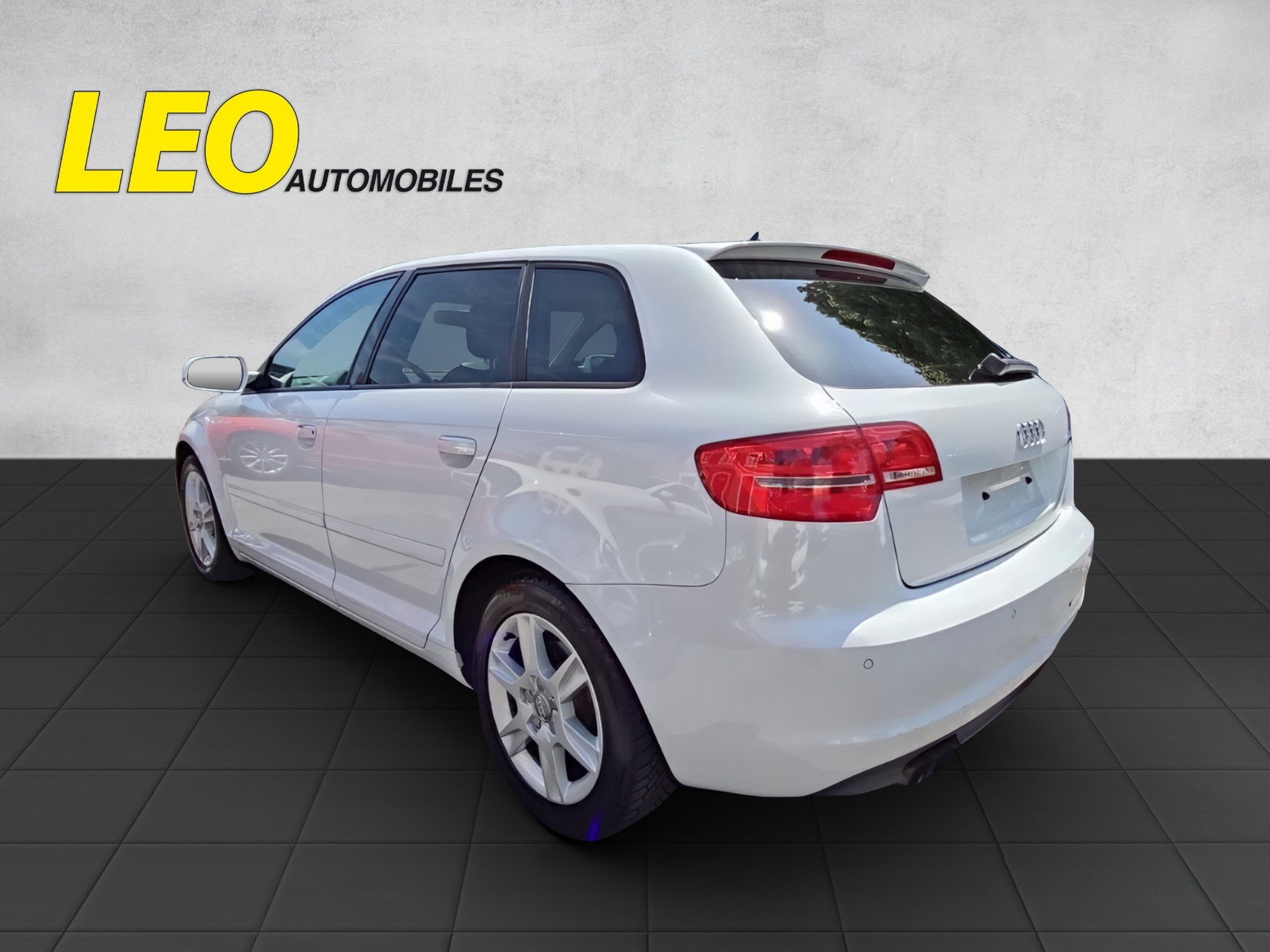 AUDI A3 Sportback Ambition 2.0 TDI Quattro S Tronic-image-2