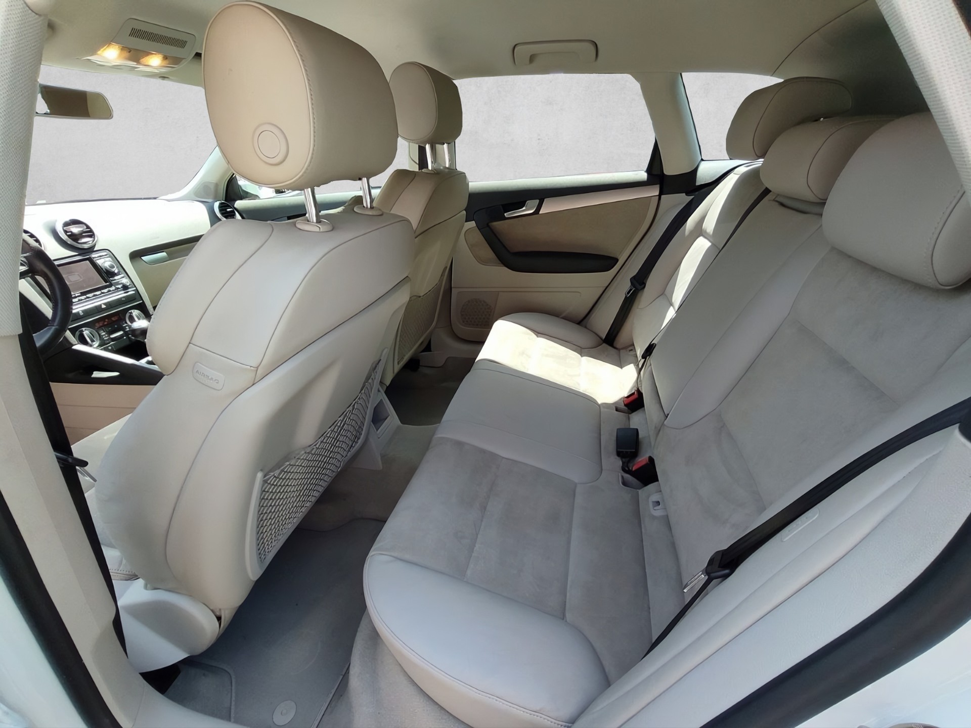 AUDI A3 Sportback Ambition 2.0 TDI Quattro S Tronic-image-9