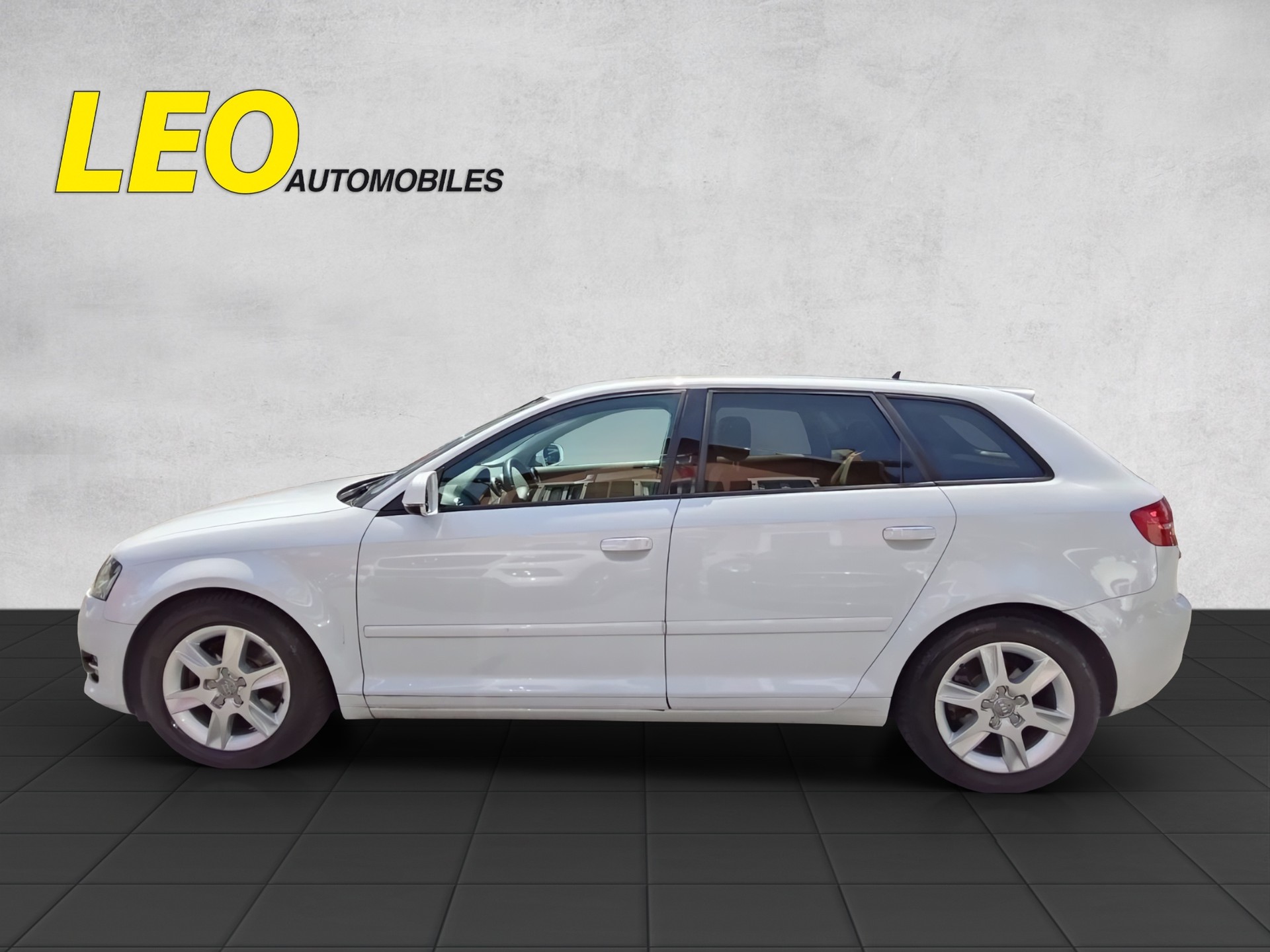 AUDI A3 Sportback Ambition 2.0 TDI Quattro S Tronic-image-4