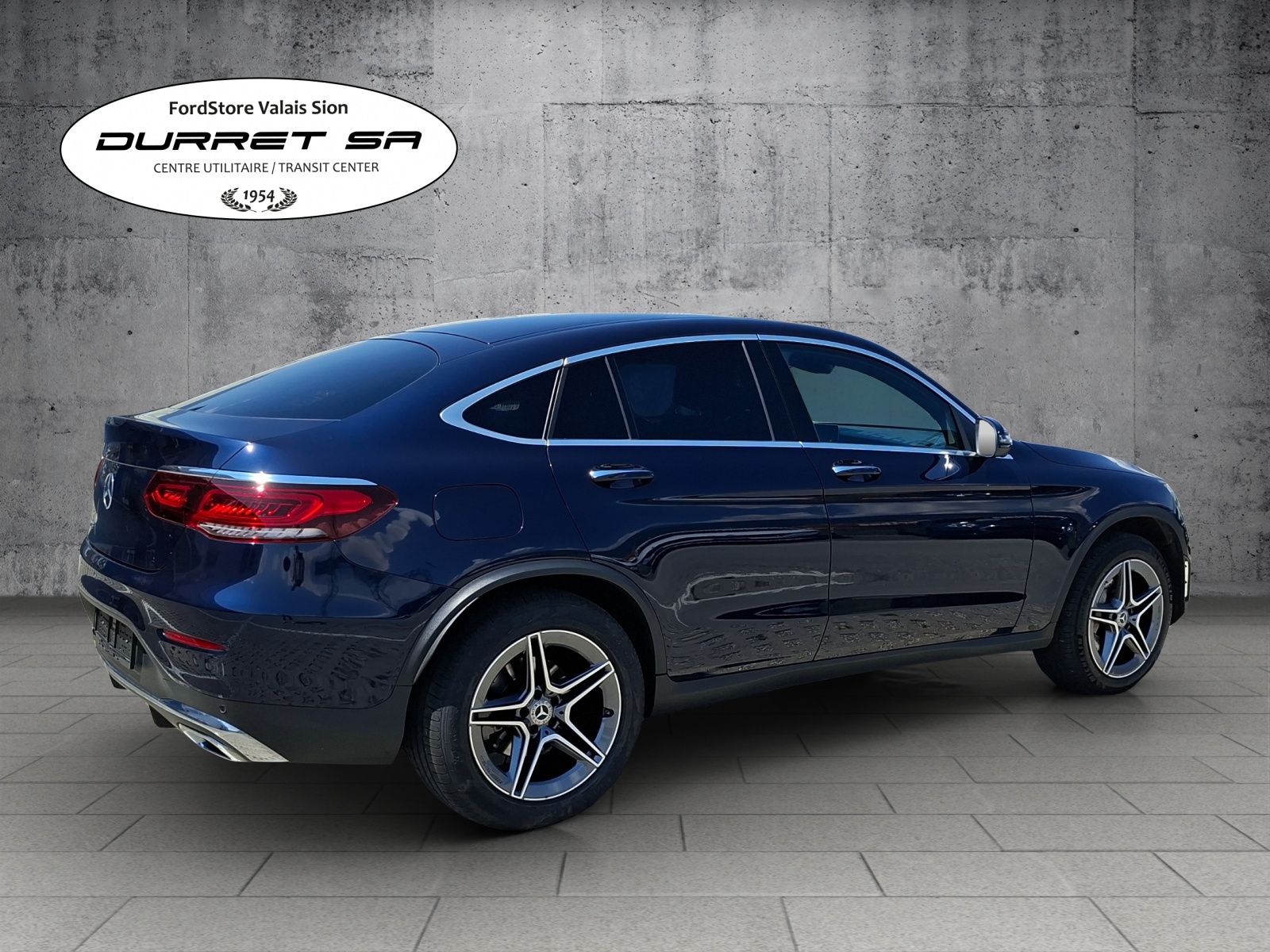 MERCEDES-BENZ GLC Coupé 300 AMG Line Plus 4Matic 9G-Tronic-image-3