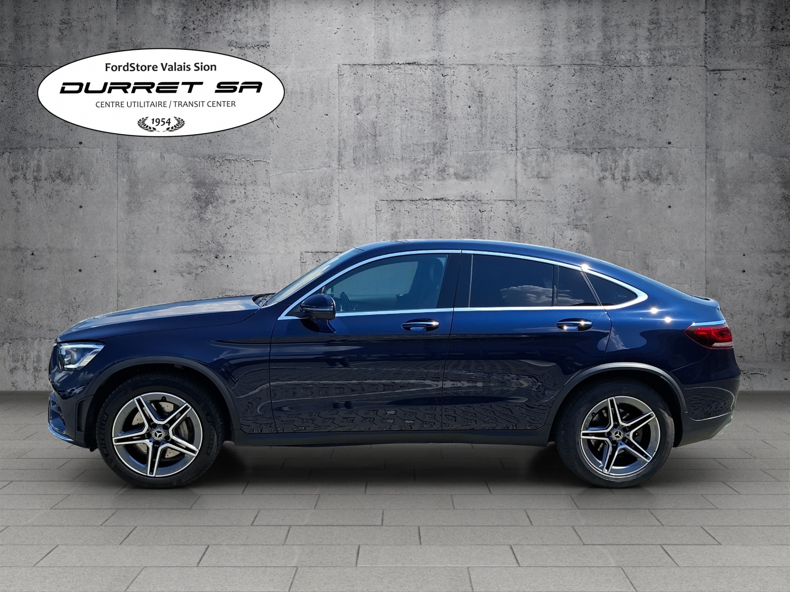 MERCEDES-BENZ GLC Coupé 300 AMG Line Plus 4Matic 9G-Tronic-image-4