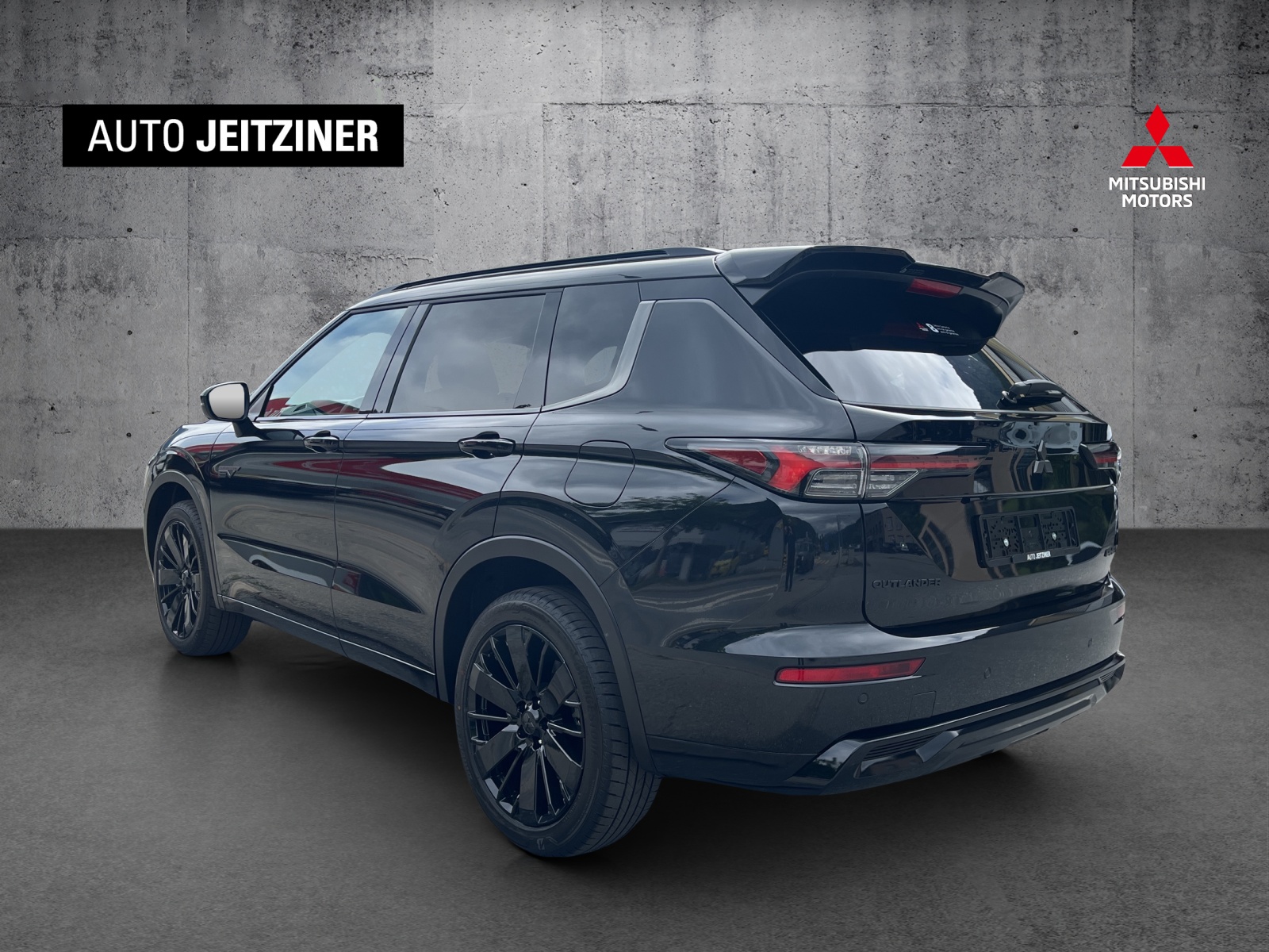 MITSUBISHI Outlander 2.4 PHEV Sport 4x4-showroom-element-1