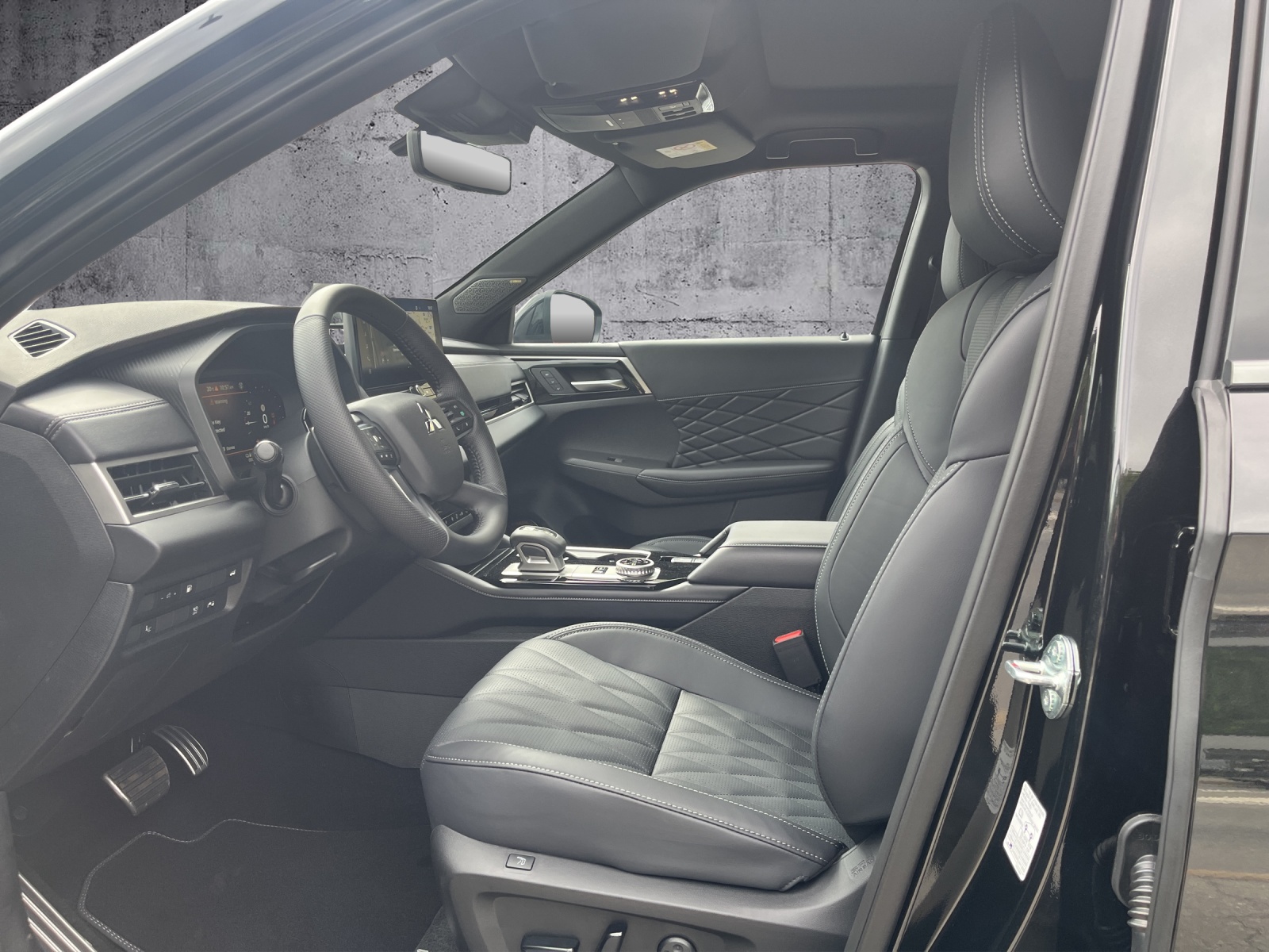 MITSUBISHI Outlander 2.4 PHEV Sport 4x4-image-8